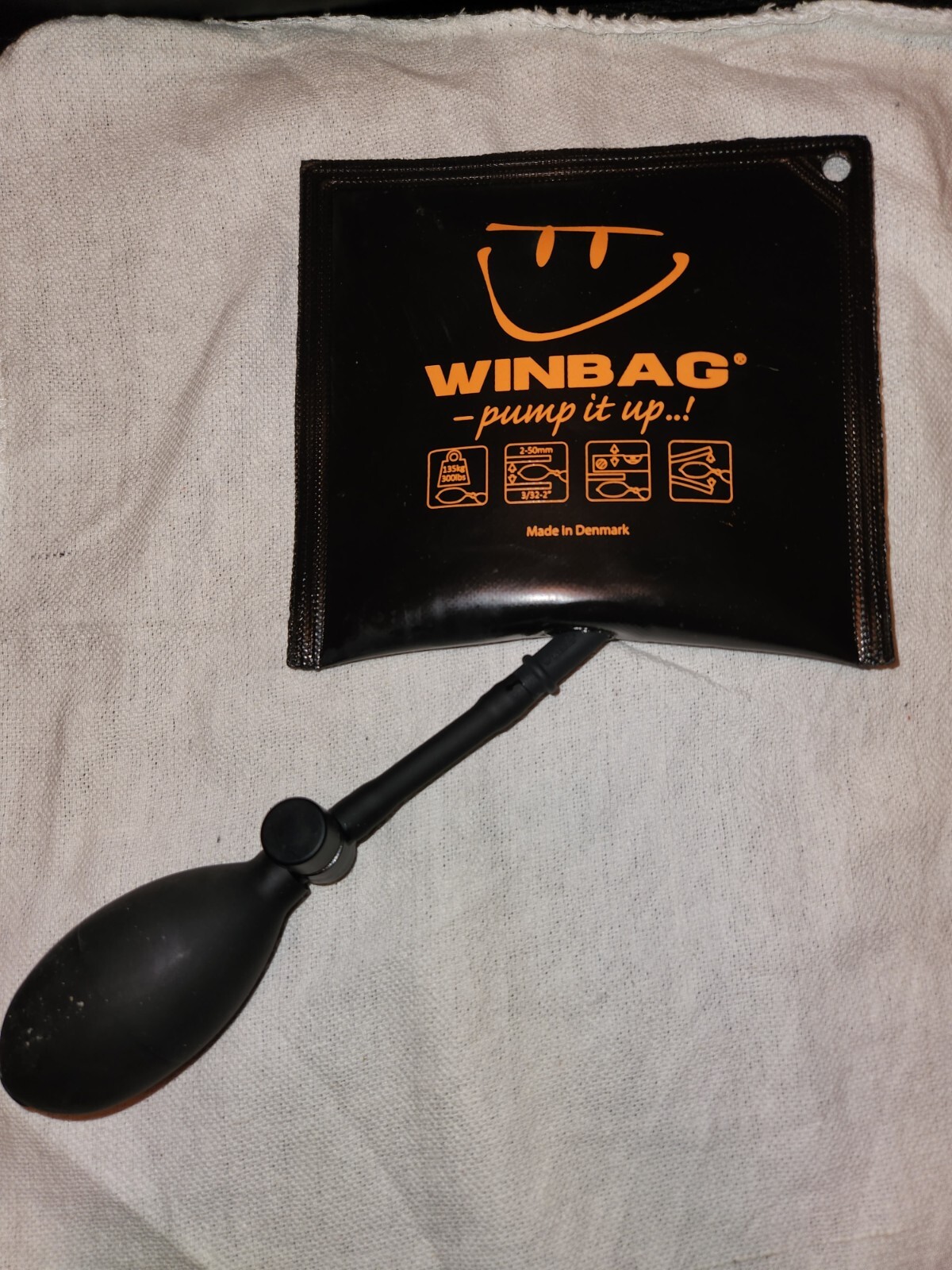 Winbag 300 Pounds Lifting Power Bag Size: 6.25″ W x 5.75″ L NEW SWISS MADE 2 QTY