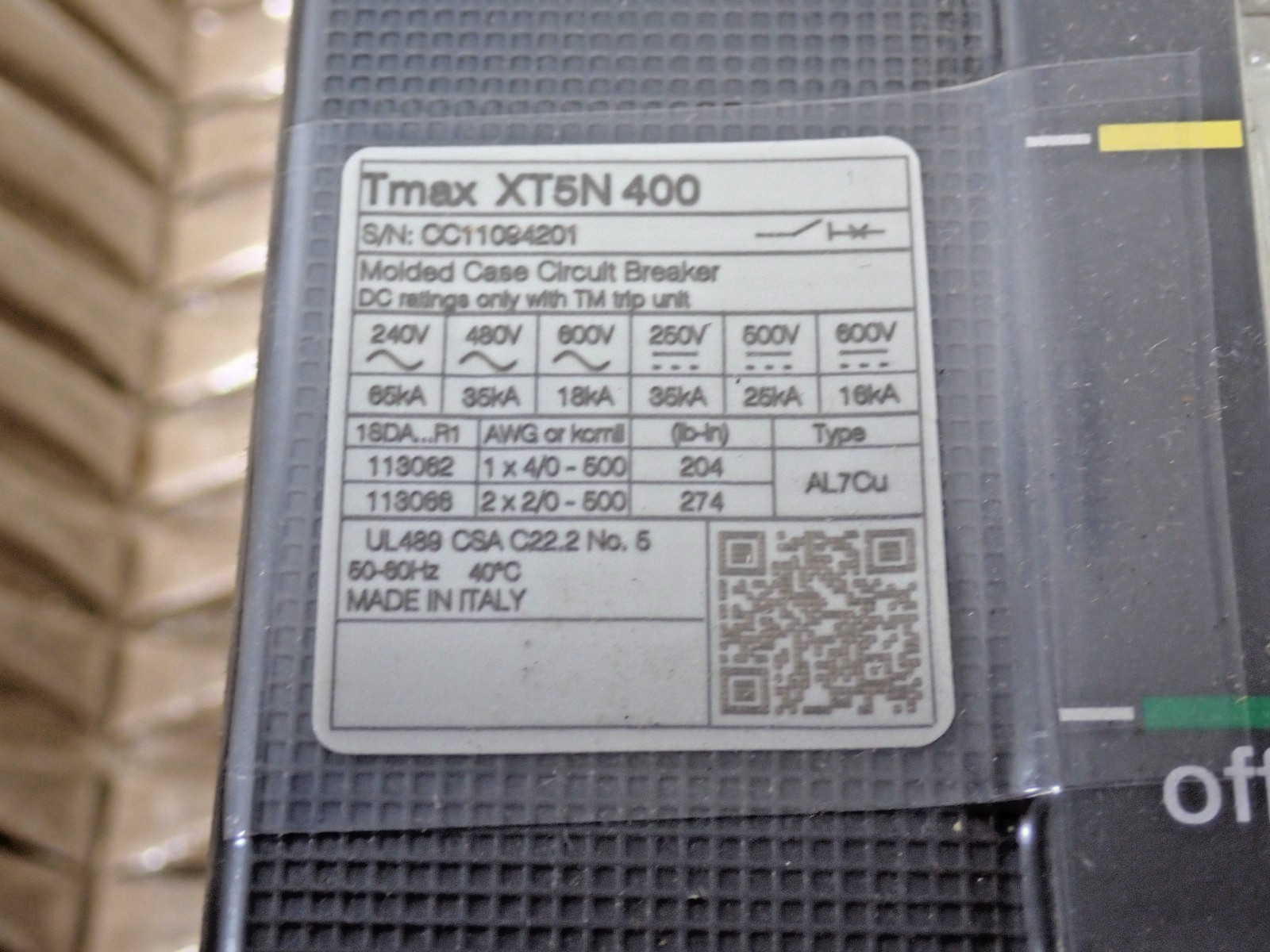NEW ABB XT5NU340ABFF000XXX SACE TMAX XT5 N 400 3P 600V Circuit Breaker 35kA@480