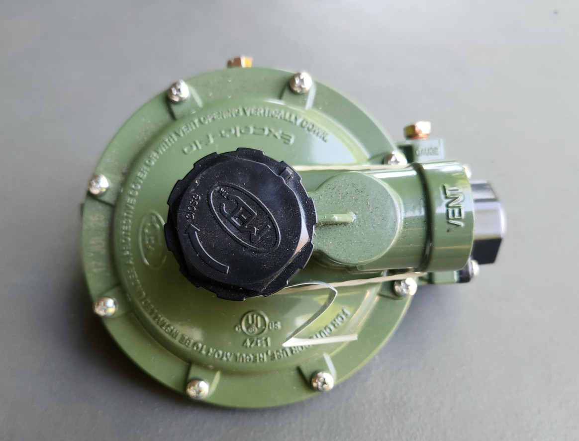 Marshall 1622-BCF Second Stage Propane LP Regulator Output 1/2″ x 1/2″, read des