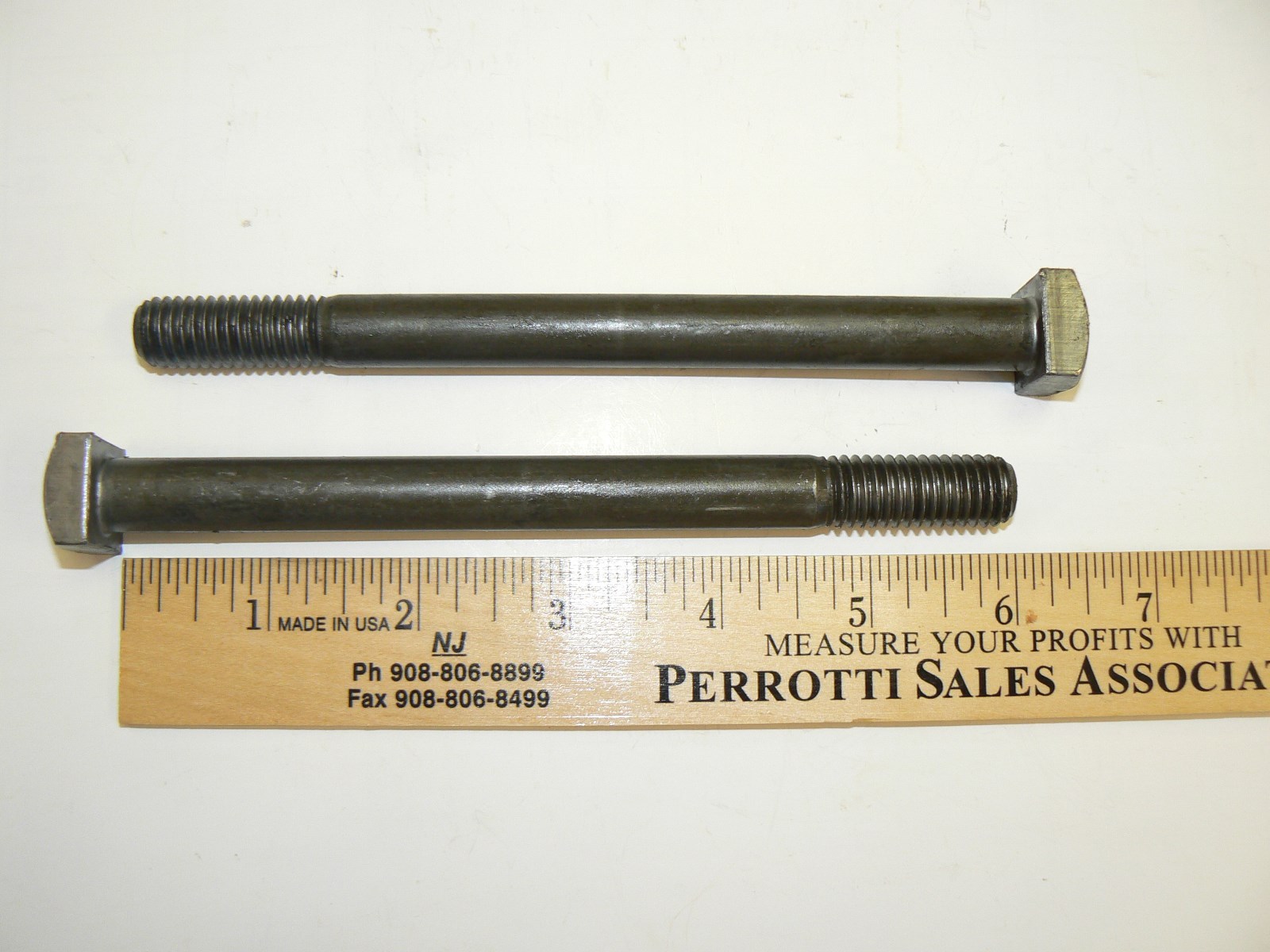 1/2″-13 x 6″ Square Head Machine Bolt – Plain Steel Finish – Lot of 25 Pcs