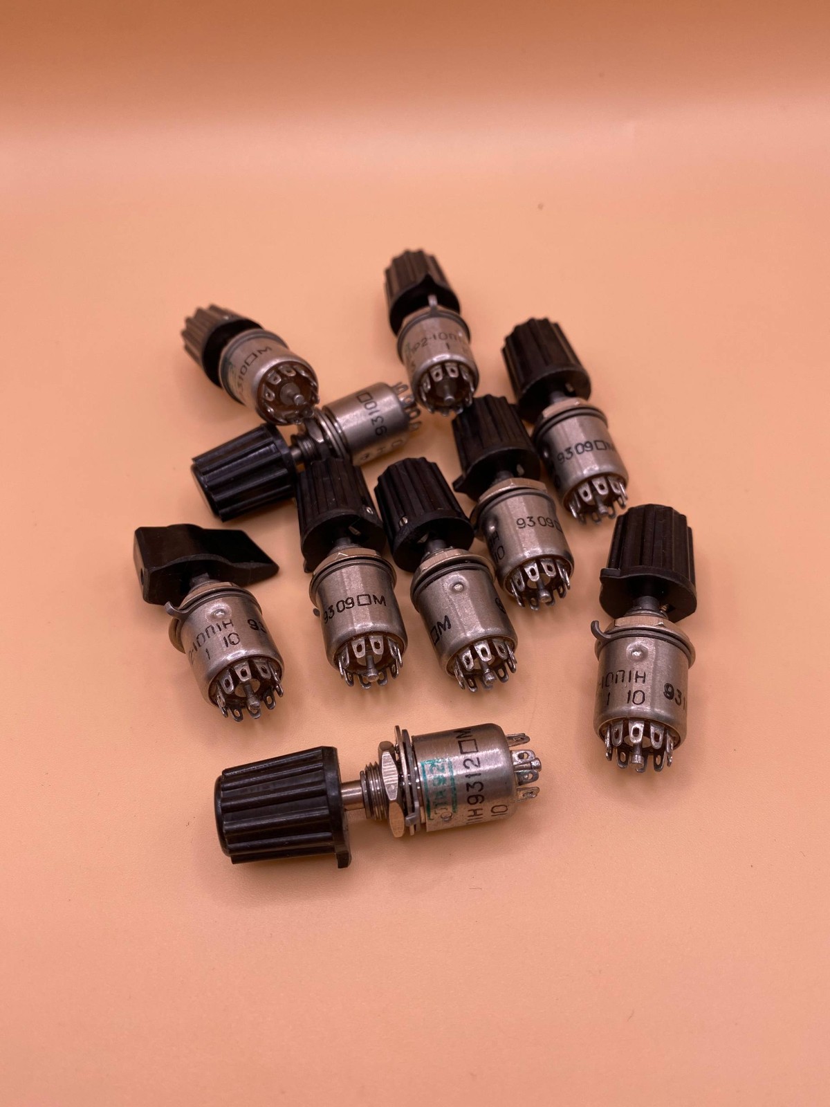 PR2-10P1N ПР2-10П1Н PR210P1N Switch small-sized rotary type,New,Lot 10 pcs