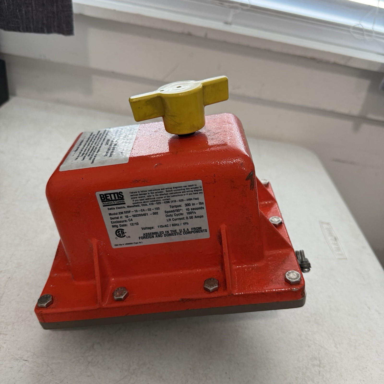 BETTIS EM 320F-10-C4-100 300 IN-LBS 90° 10 SEC 115v 1PH VALVE ACTUATOR