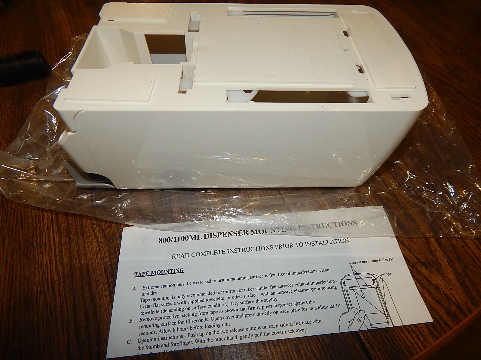 NEW Medline MSC 9950 800/1100ML Deluxe Dispenser *FREE SHIPPING*