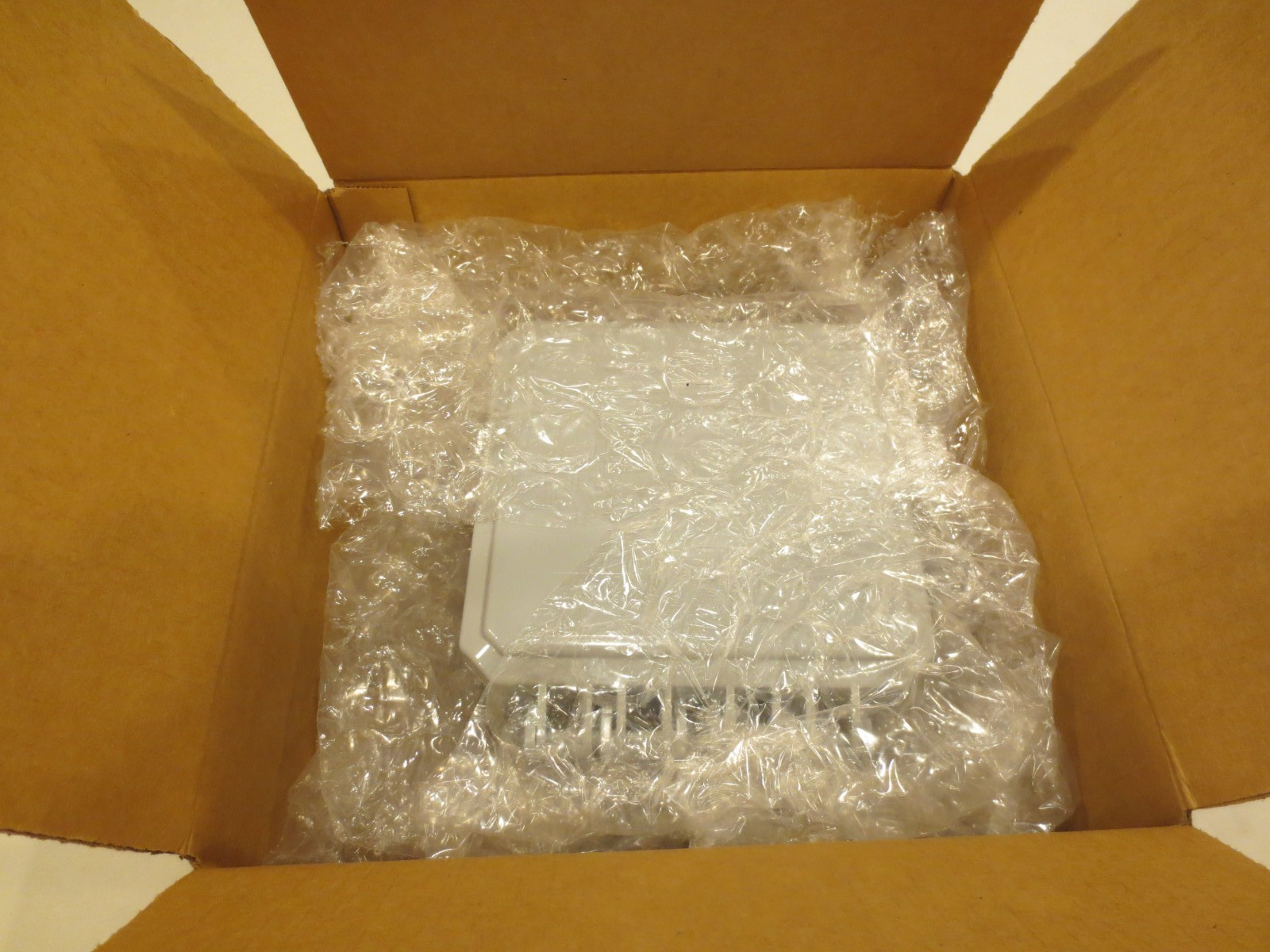 B-Tek Surge Spanker 2 Analog and Digital Scale Surge Suppressor 877-100000 NIB