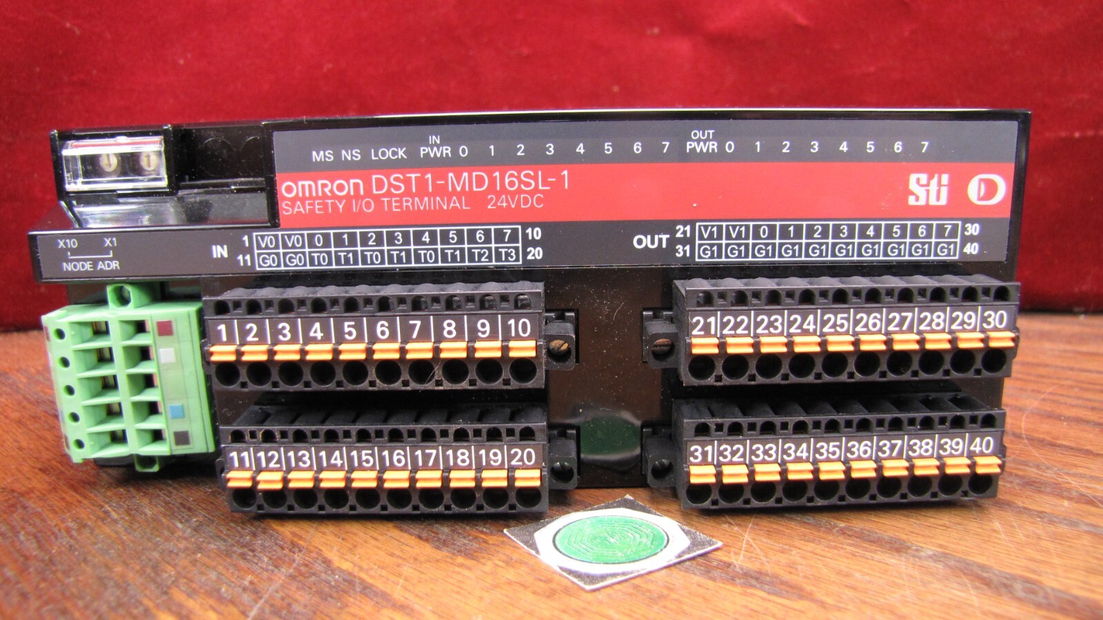 Omron STI Safety I/O Terminal Module DeviceNet 24v dc DST1-MD16SL-1