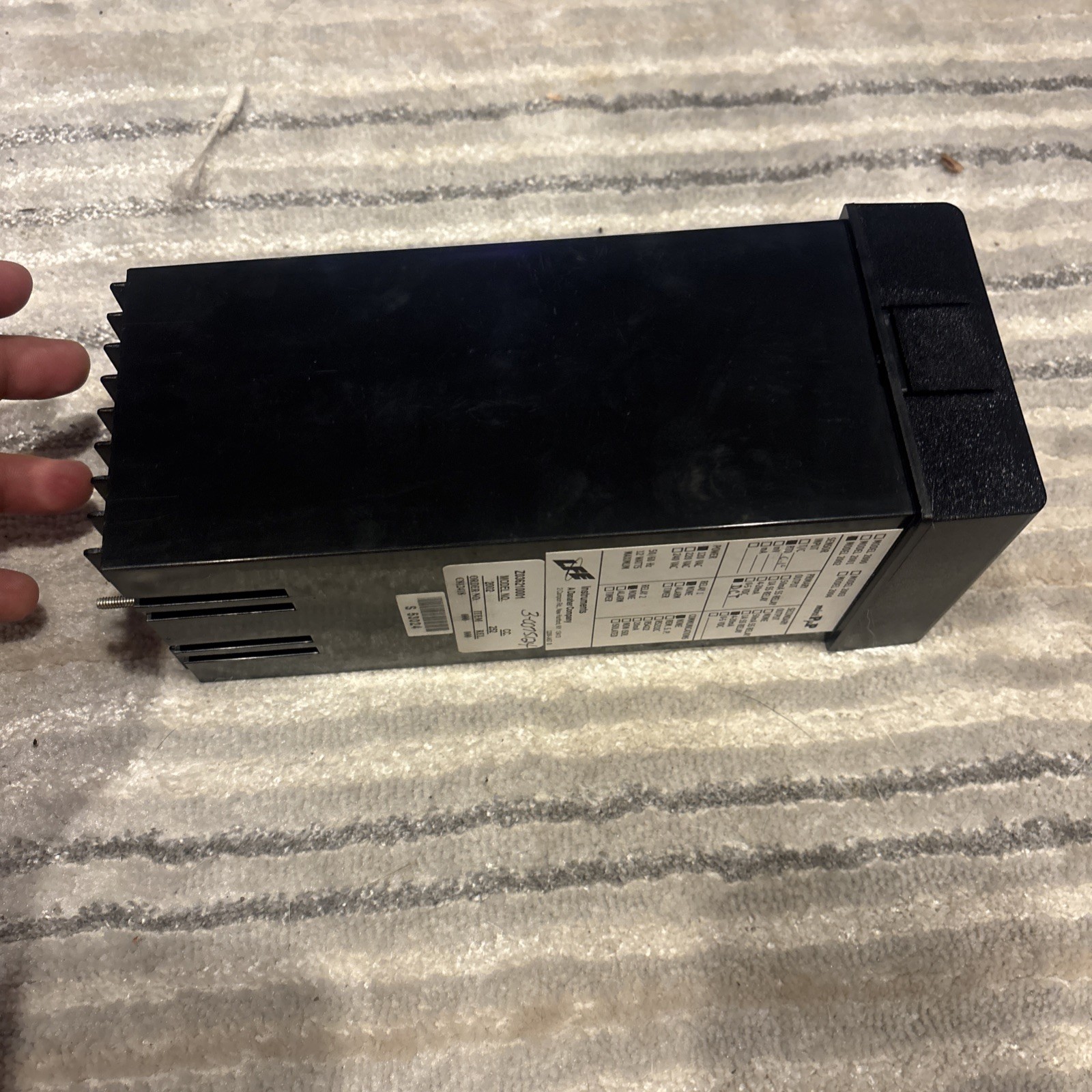 LFE 2002 Mini PuP Temp Controller 120VAC DC 4-20mA Output