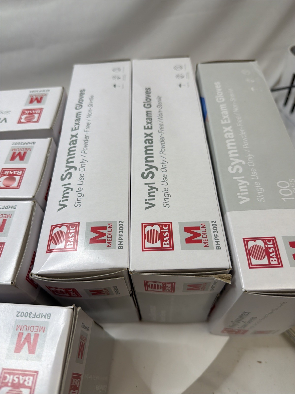 Case of 900 Basic Blue Vinyl Synmax Exam Gloves M SIZE BMPF-3002