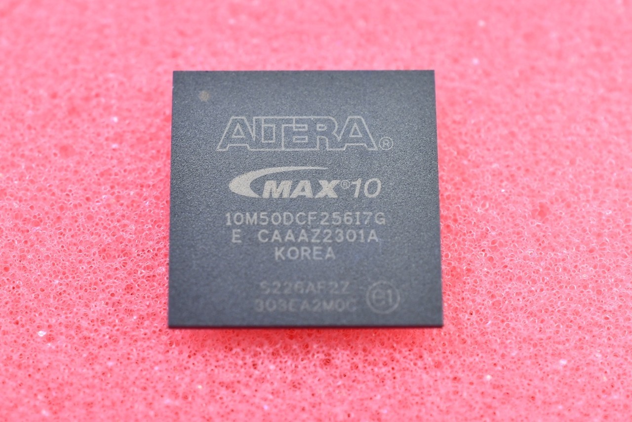 Altera MAX 10 Field Programmable Gate Array (FPGA) IC 178 1677312 50000 256-LBGA