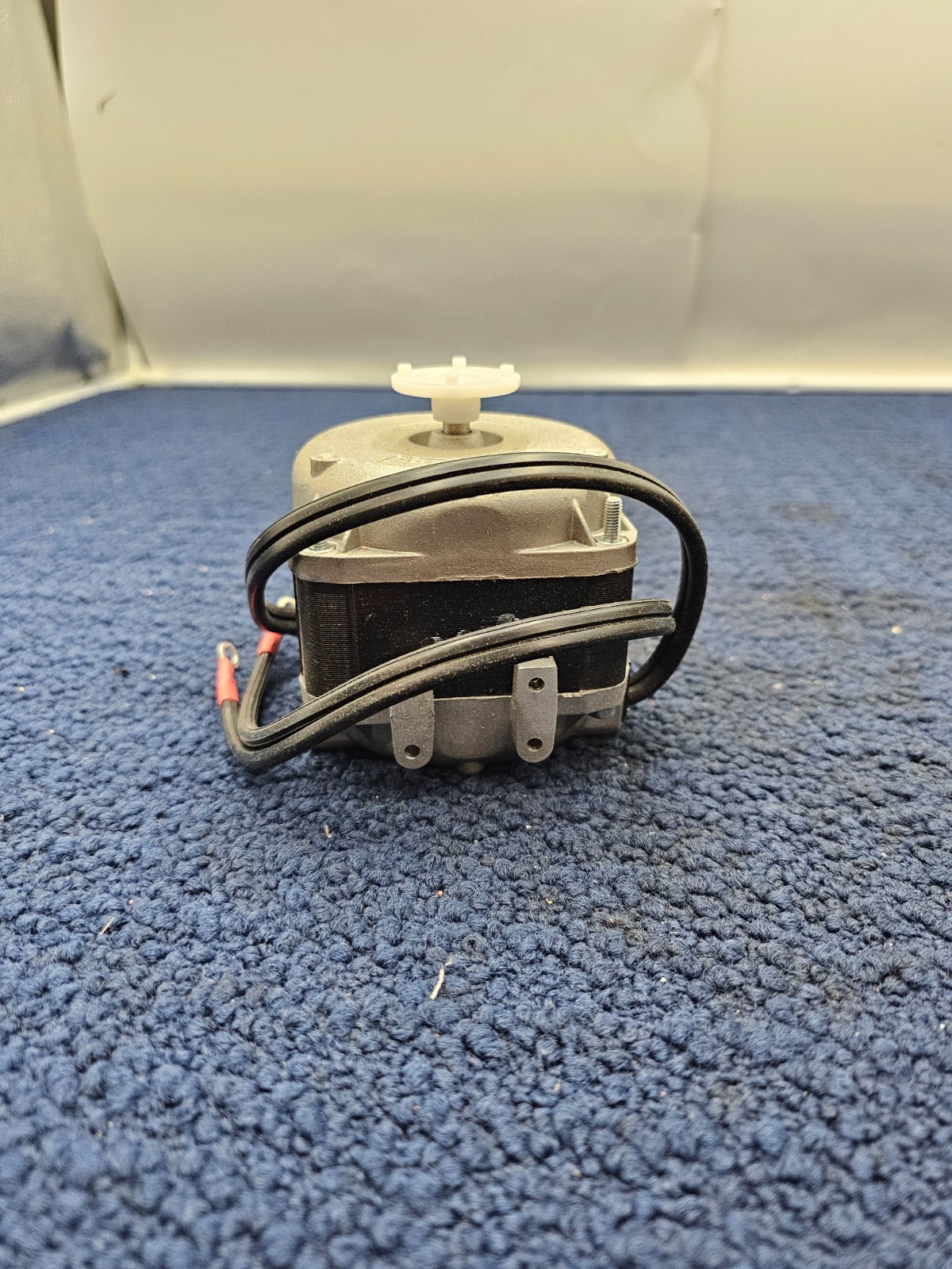 ELCO EC16W230 Shaded Pole Motor 16 Watts 1/47 HP 230V 1550RPM NUT6B16PUN201