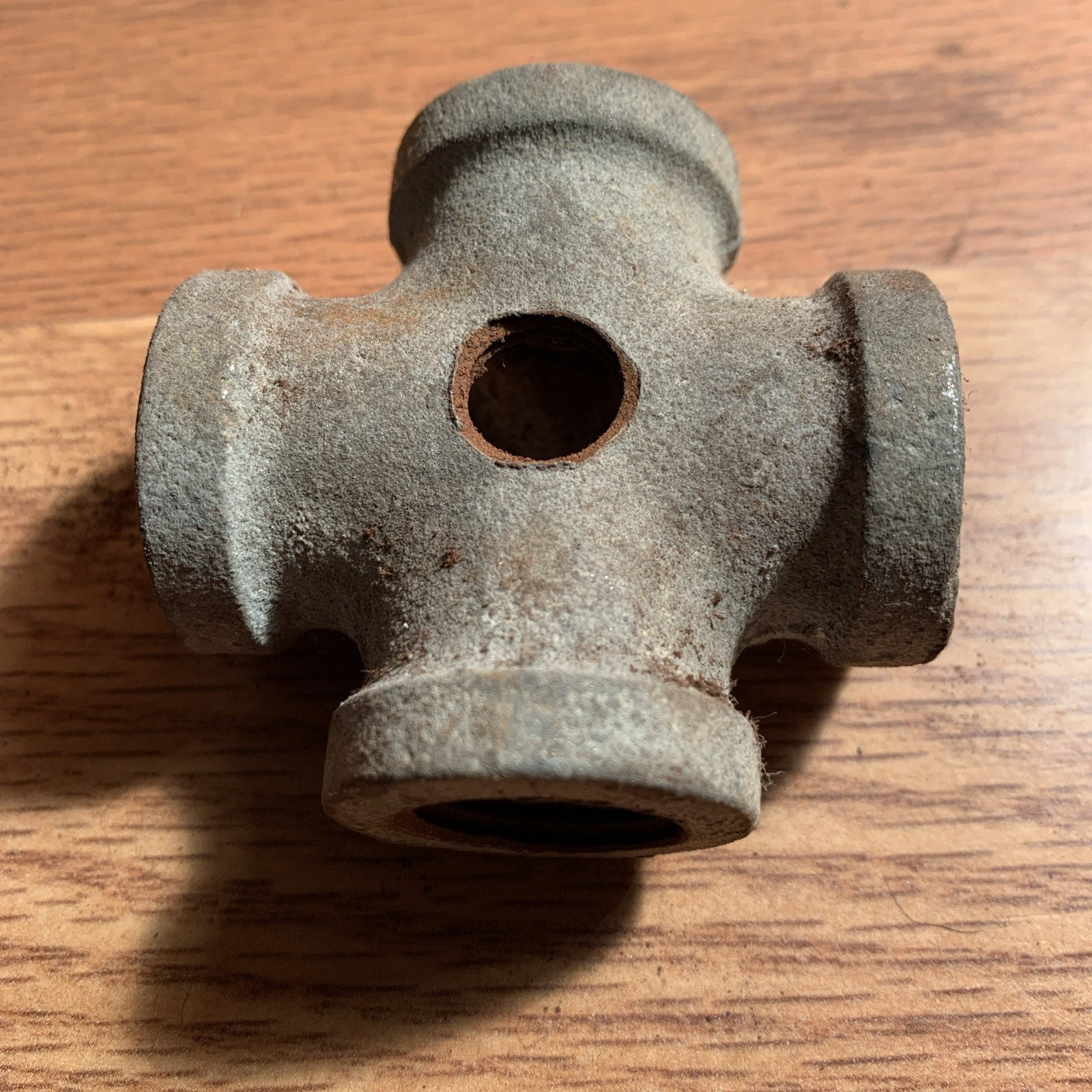 1/2 IRON CROSS 4-way TEE fitting pipe Old And Slightly Rusty