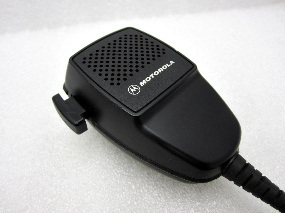 Motorola Radius CM300 Mobile 2-Way Radio with Microphone AAM50KQF9AA1AN