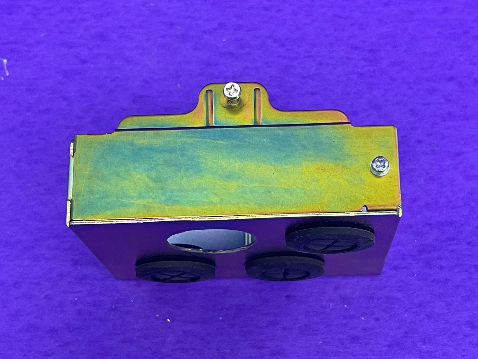 Allen Bradley 22-JBAB Ser A IP30/Nema 1 Conduit Box, B Frame field installed Kit