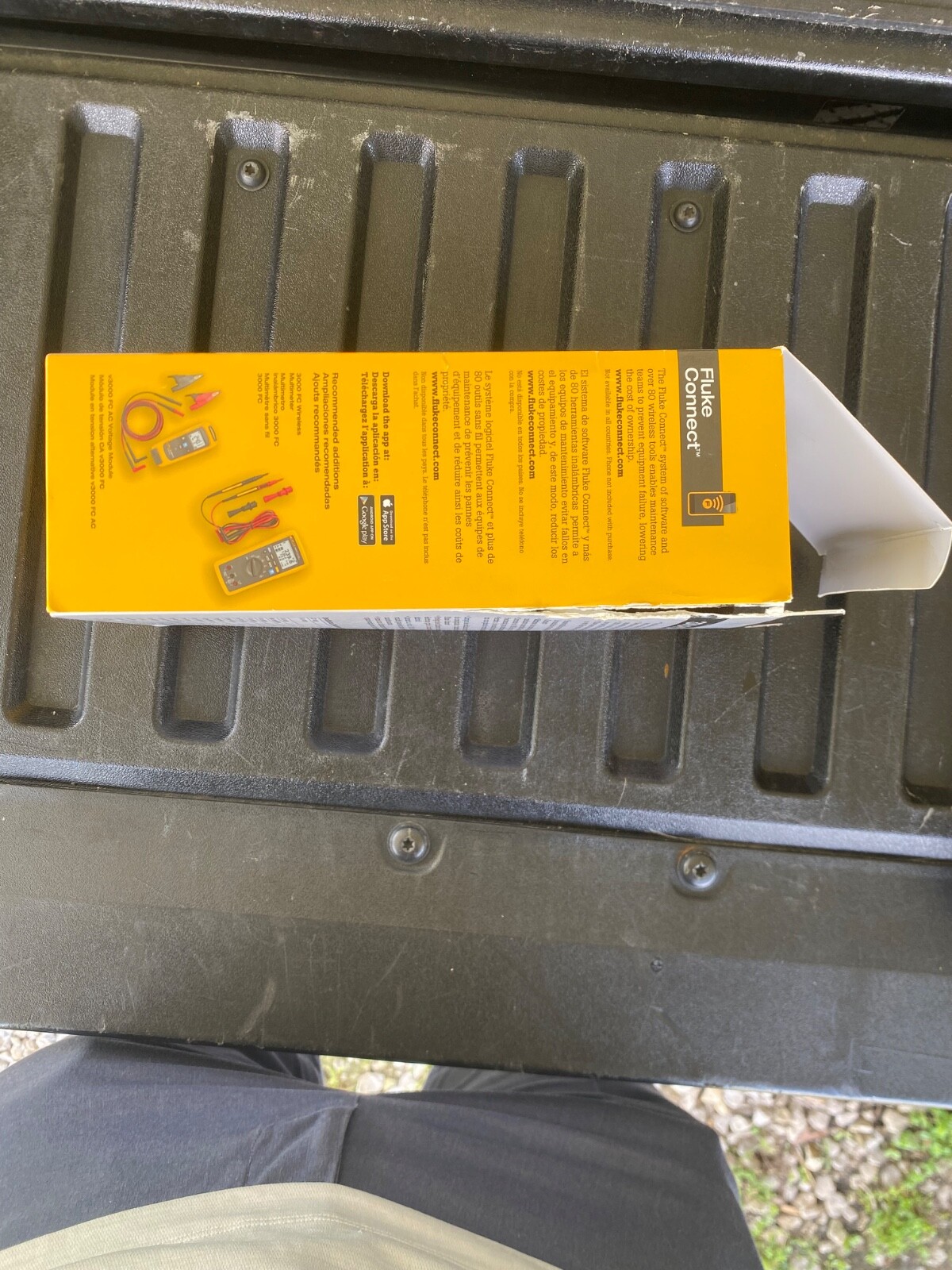 Fluke 376 FC True-RMS AC/DC Clamp Meter