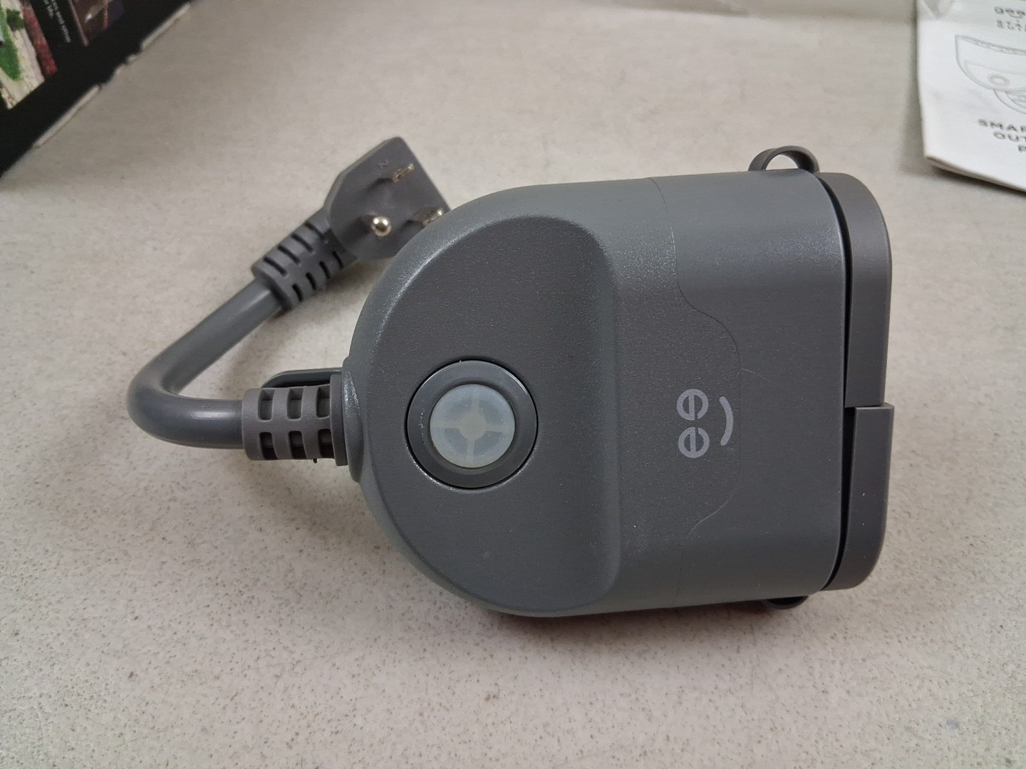 Geeni Outdoor Duo Wi-Fi Smart Plug Weatherproof Dual Socket Wireless Remote