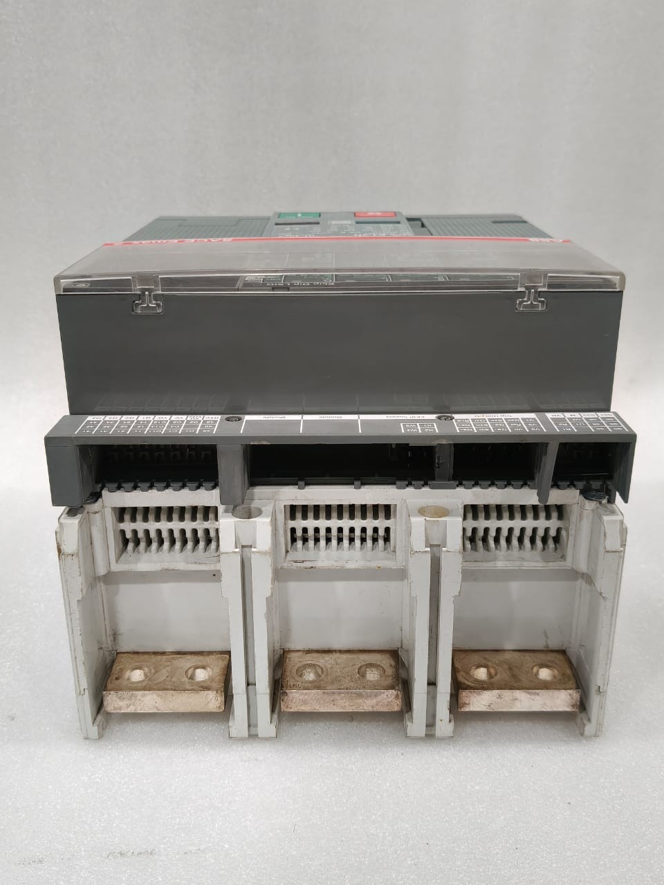 ABB SACE EMAX2 SACE E1.2N CC66103693 CIRCUIT BREAKER 1000A 3POLE FAST SHIPPING