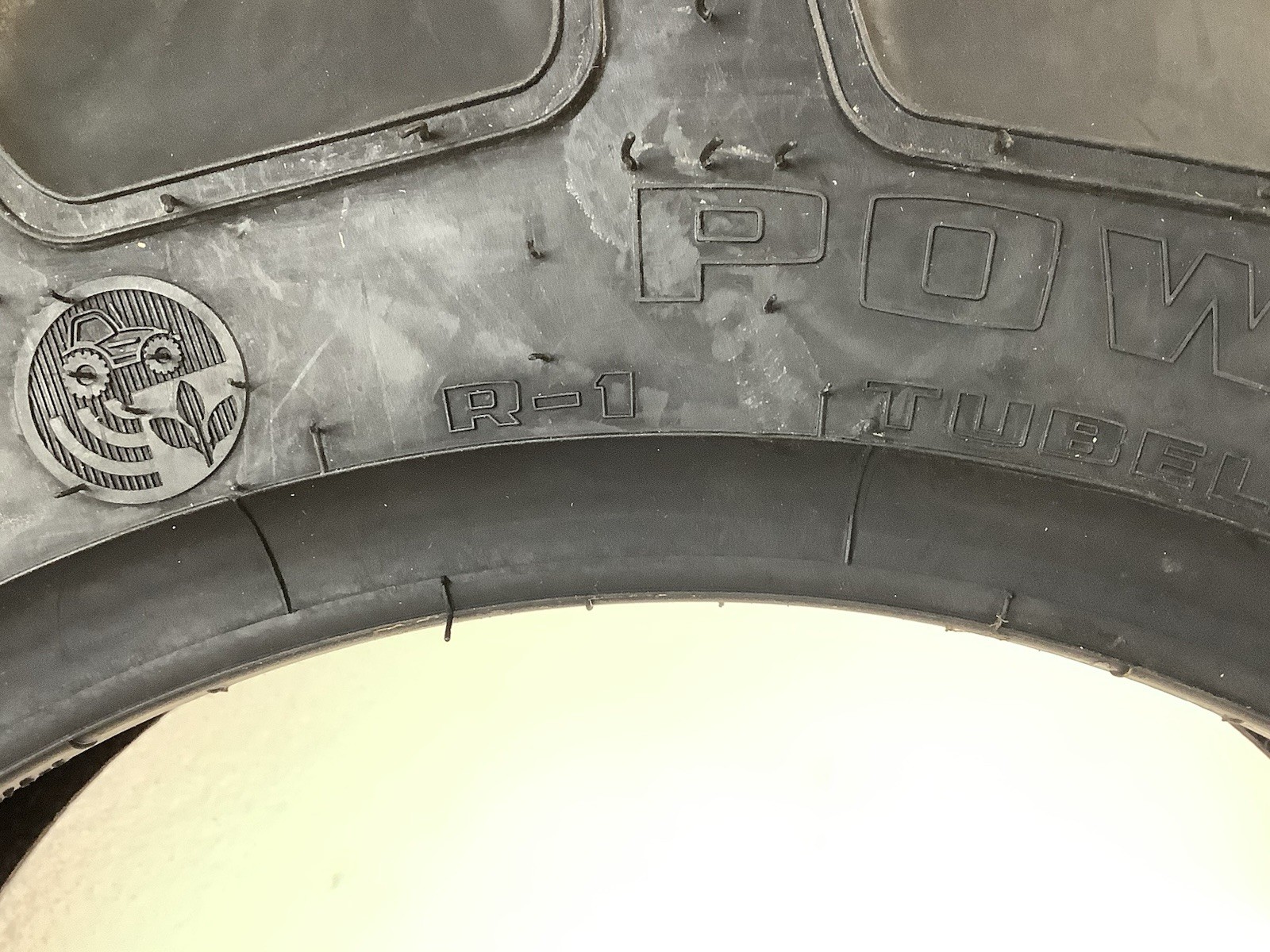 New 7.2-16 Goodyear Power Torque R-1 Tractor Tire 8 ply TL 42P833GY