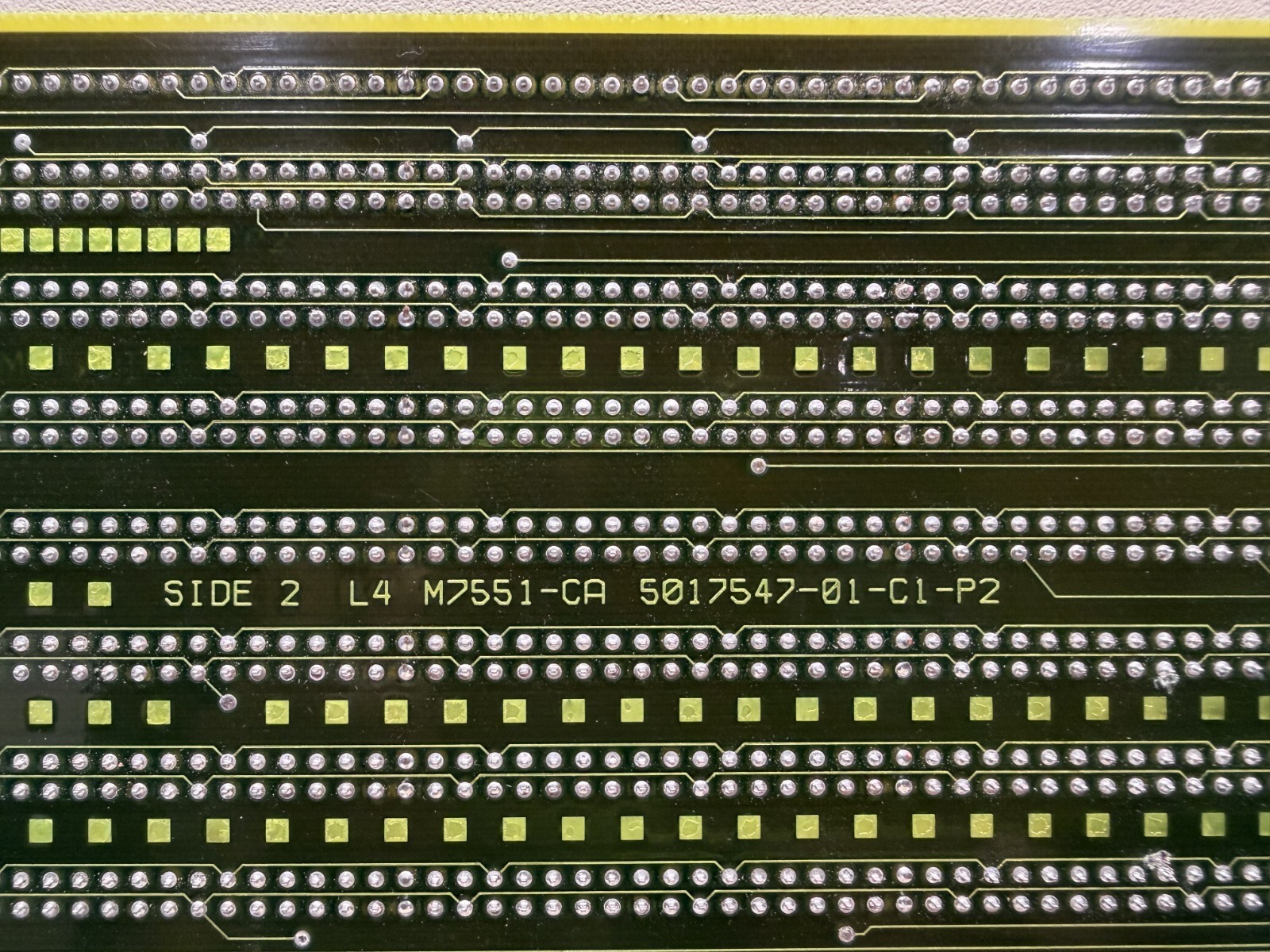 4MB Q22 MOS MEM
