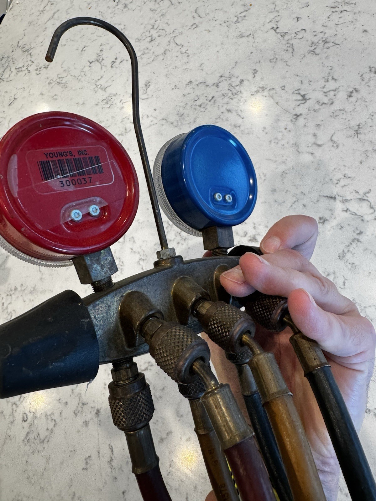 JB Industries ZEPPELIN 2 valve charging and tesing manifold R-22, R-134a, R-404a