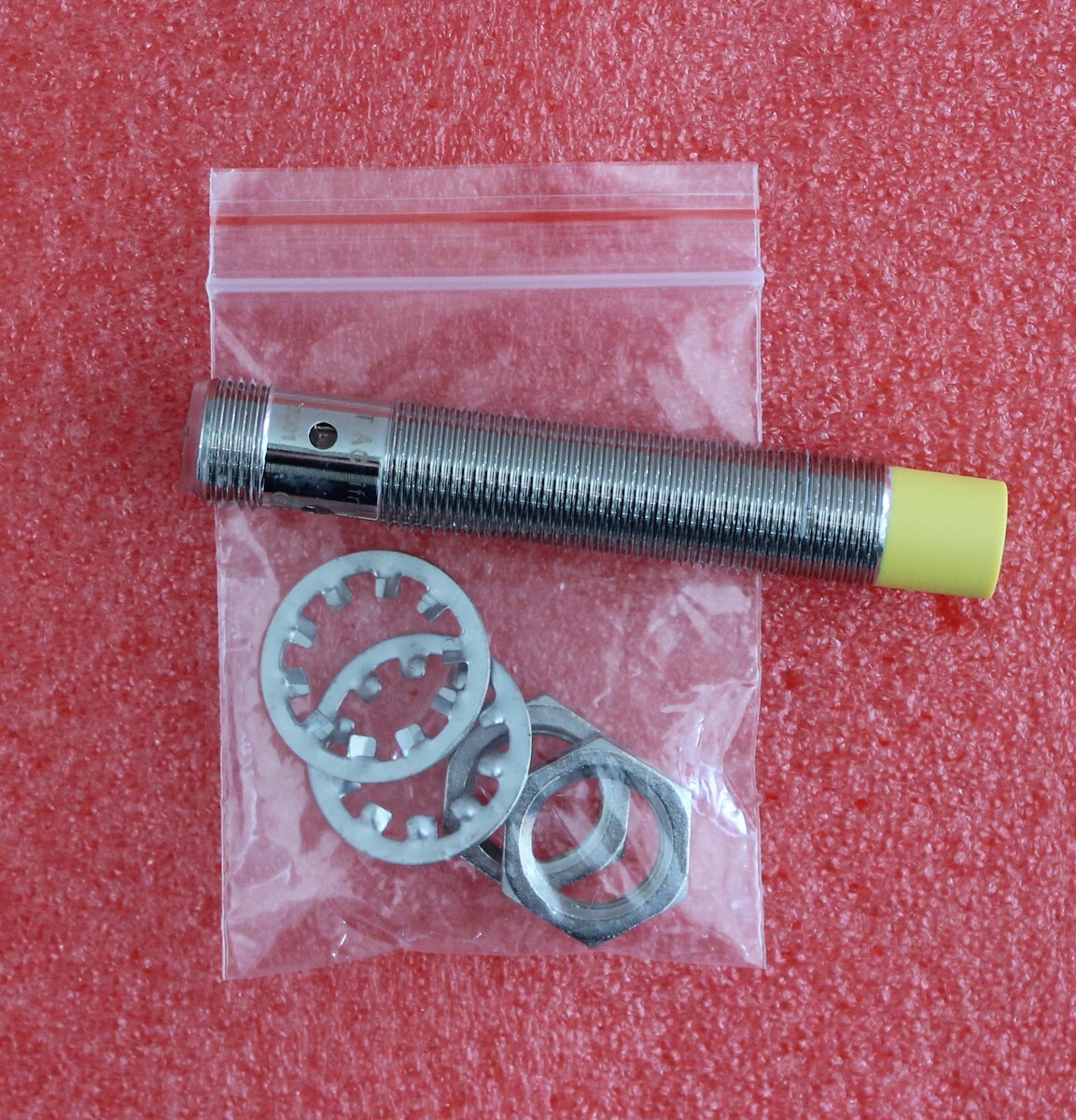 1x Safety Inductive Proximity Sensor 19.2-30VDC 0.5mm-4mm 100mA For IFM GF711S