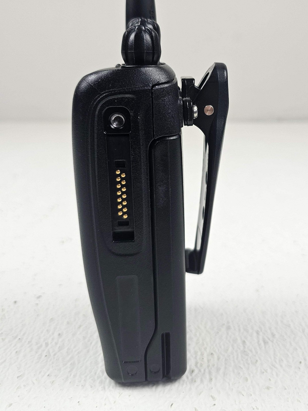 Kenwood Portable NX-200G VHF 136-174 Mhz 512ch 5W