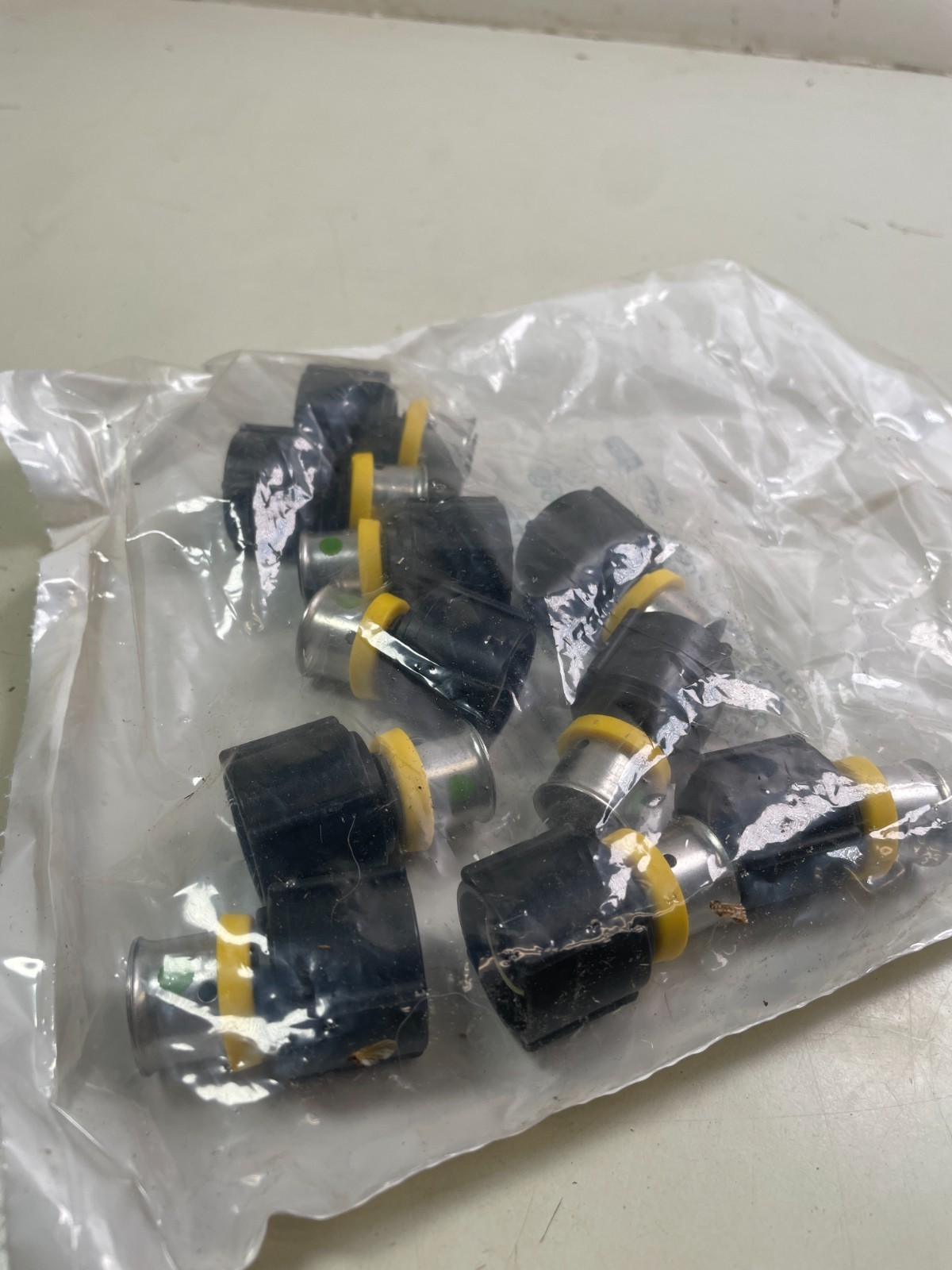 Viega PureFlow 49333 1/2″ x 1/2″ Polymer x Lav Adapter (Bag of 10 Pcs)