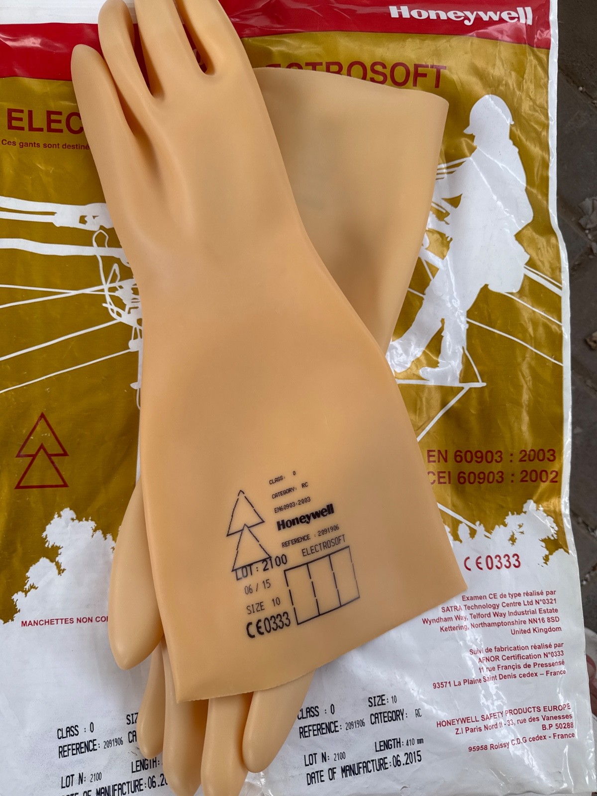 LOT OF 2 PCs Honeywell Electrosoft Electrical protective gloves Class 0 1000V