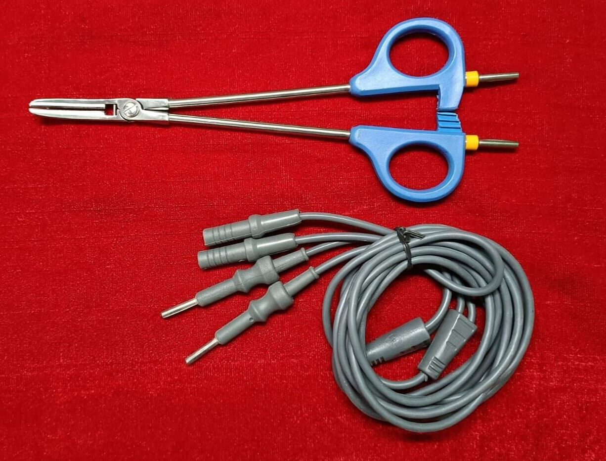 Laparoscopic Vessel Sealing Biclamp (Bipolar Clamp) Best Quality Reusable Instru