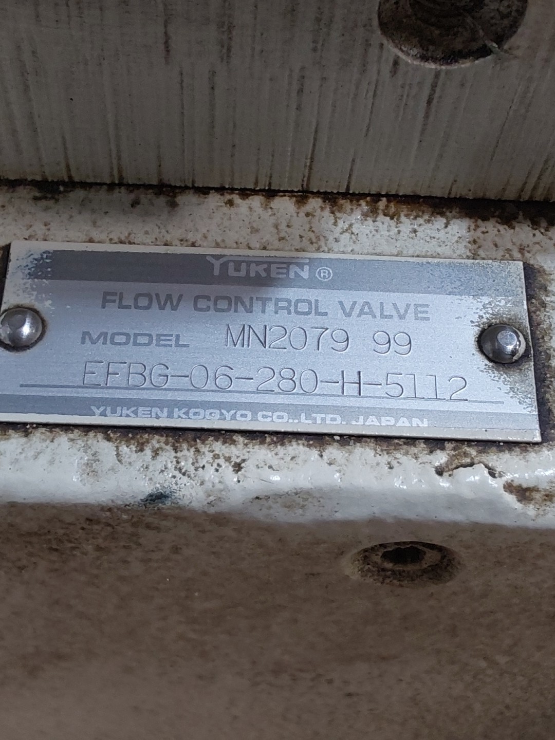 YUKEN EDG-01V-H-1-PNT11-5188 Flow Contro Valve EFBG-06-280-H-5112