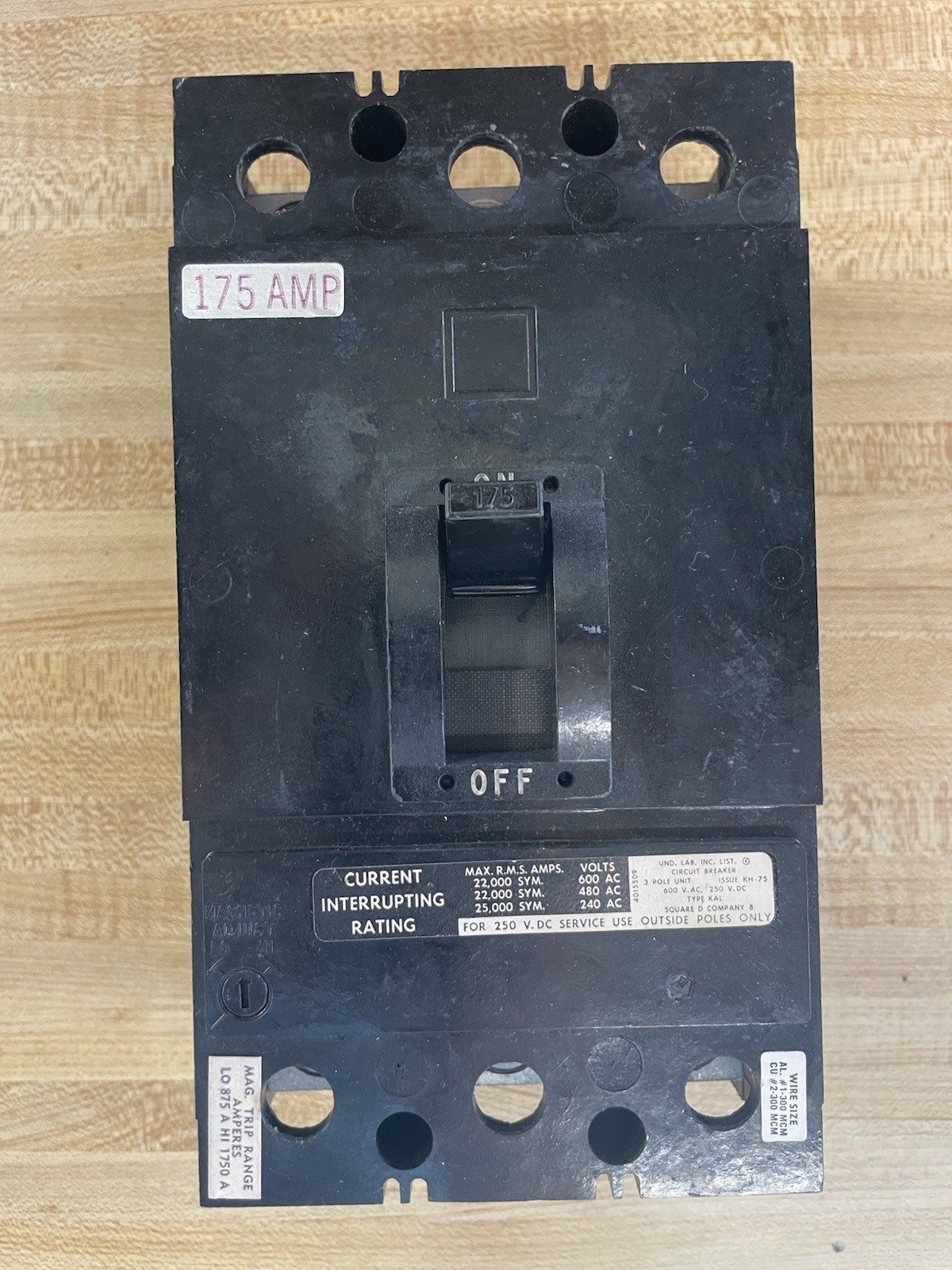 Square D KAL36175 175 Amp 3Pole 240VAC Circuit Breaker