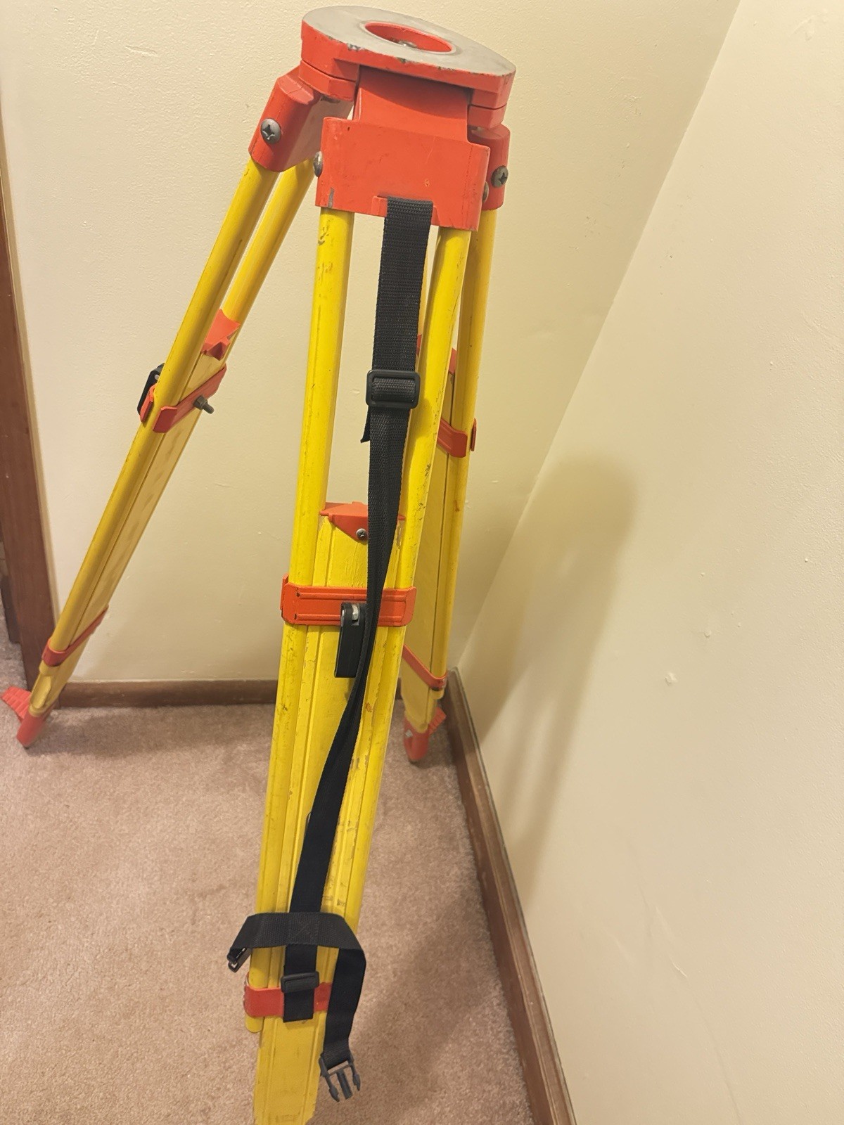 Heavy-Duty Wooden Tripod W/ Quick Clamps For Total Station, GPS- Levels