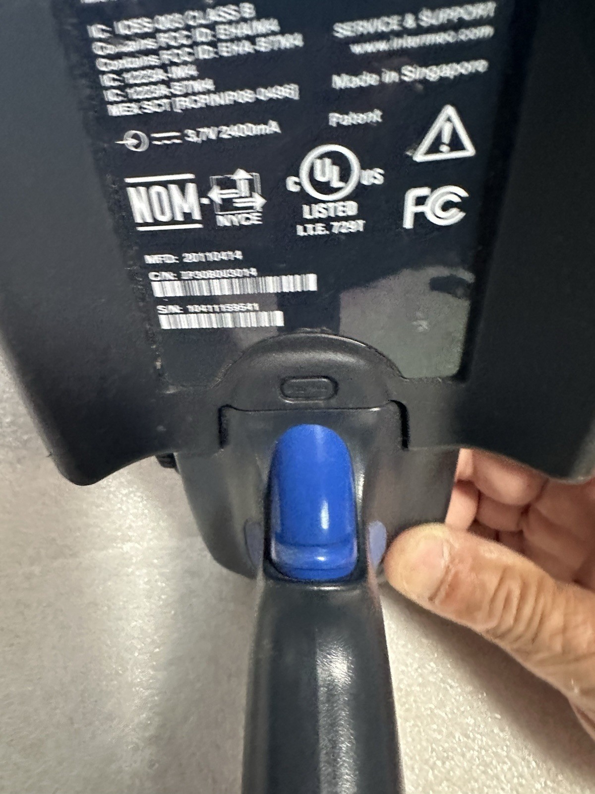 INTERMEC IP30C IP30C0BB014 RFID READER HOLDER + BATTERY