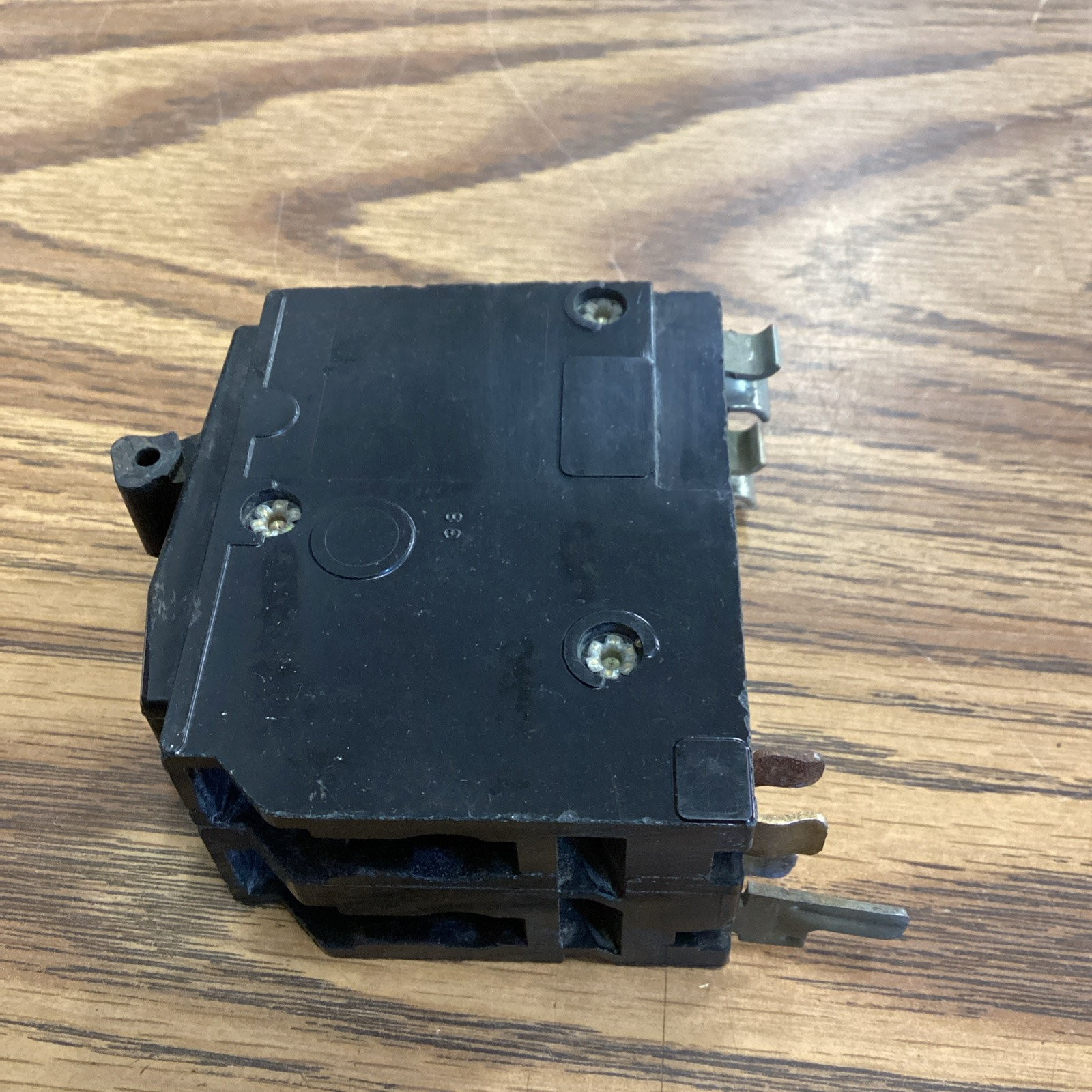 Square D QO230 2 Pole 30 Amp 120/240V AC Type QO Plug In Black Long Stab Breaker