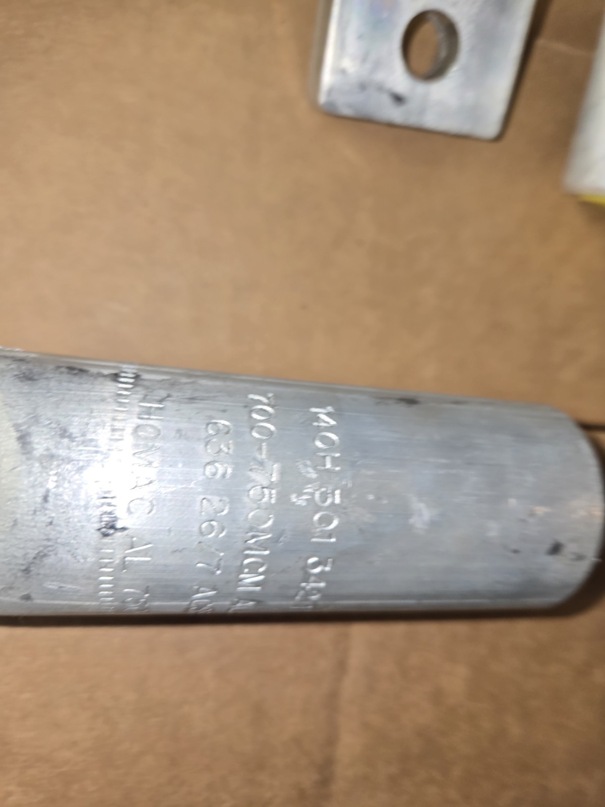Homac 2081-750 Aluminum Compression Lug 750kcmil 2-Hole NEMA Pad AL-CU 1/2″ Bolt