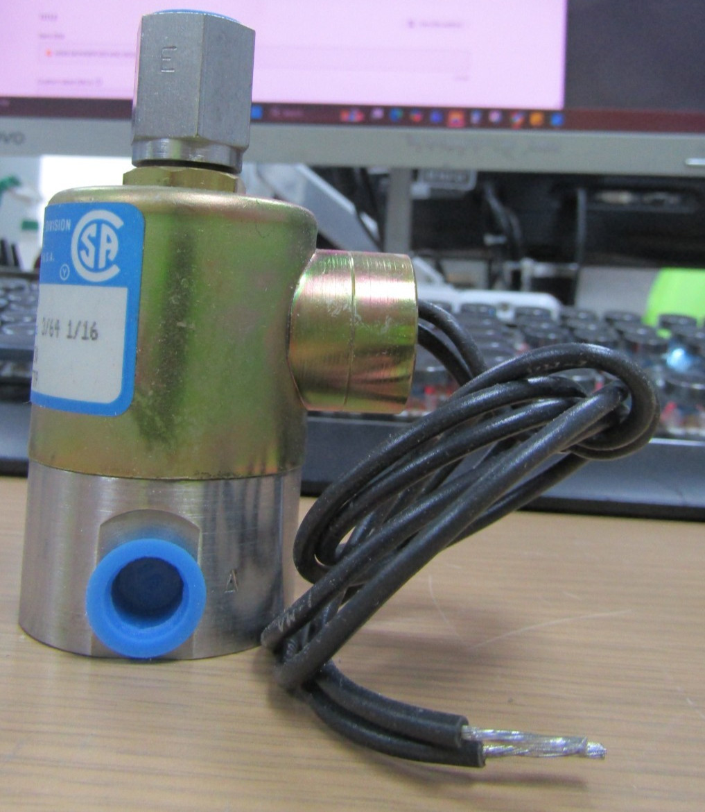 😏 NEW SKINNER 150 PSI SOLENOID VALVE 120 VAC 11W V53DB2150