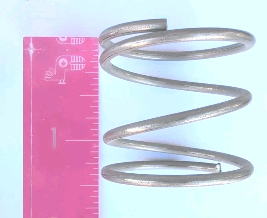 (LOT OF 10) COMPRESSION SPRINGS 1 1/4 Inch. Medium Duty. New in Open Box
