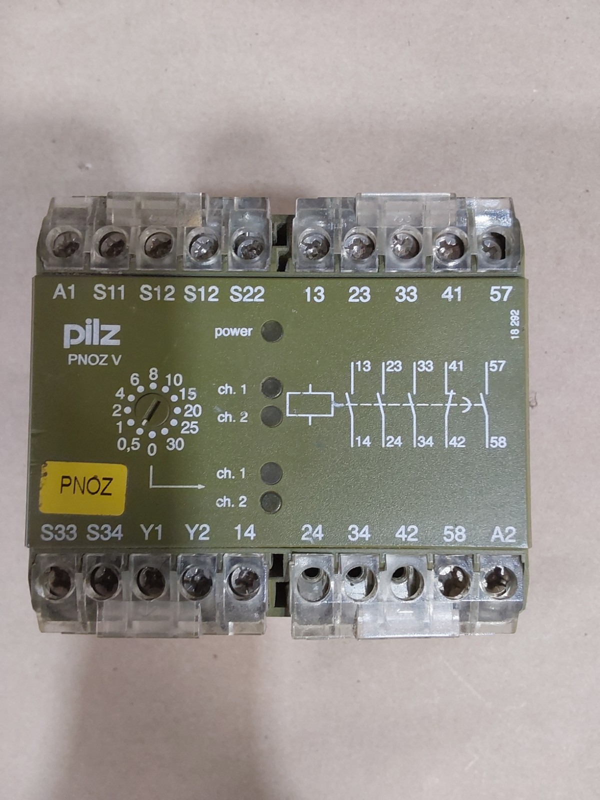 PILZ PNOZ V 30 s 24 V DC Safety Relay 474790