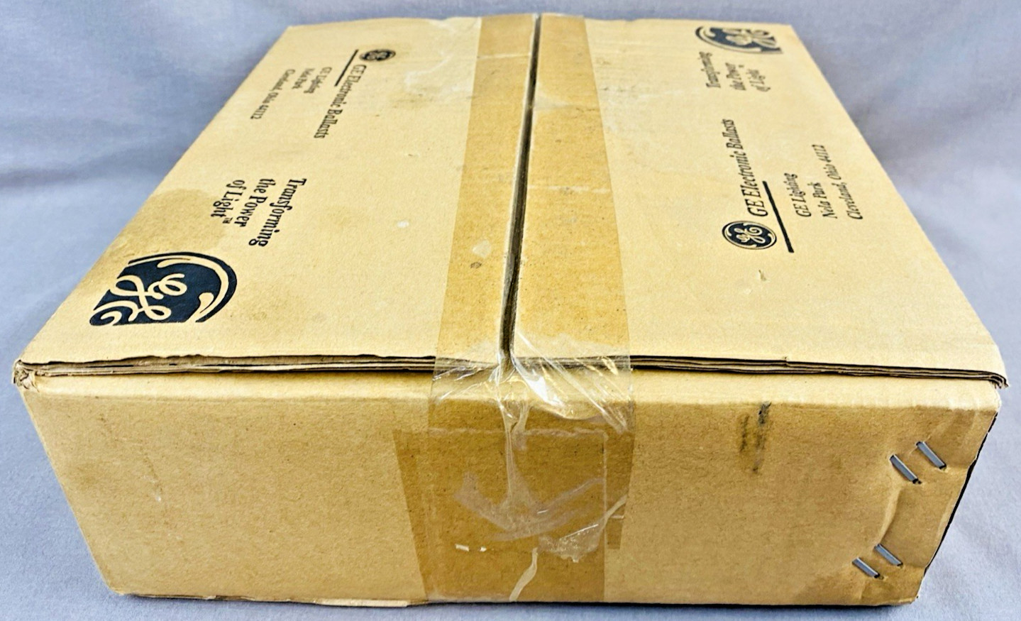 NEW BOX OF 10 GE 29675 GE-232-MV-PS-H Electronic Ballasts; 2 Lamp, T8, 120-277V
