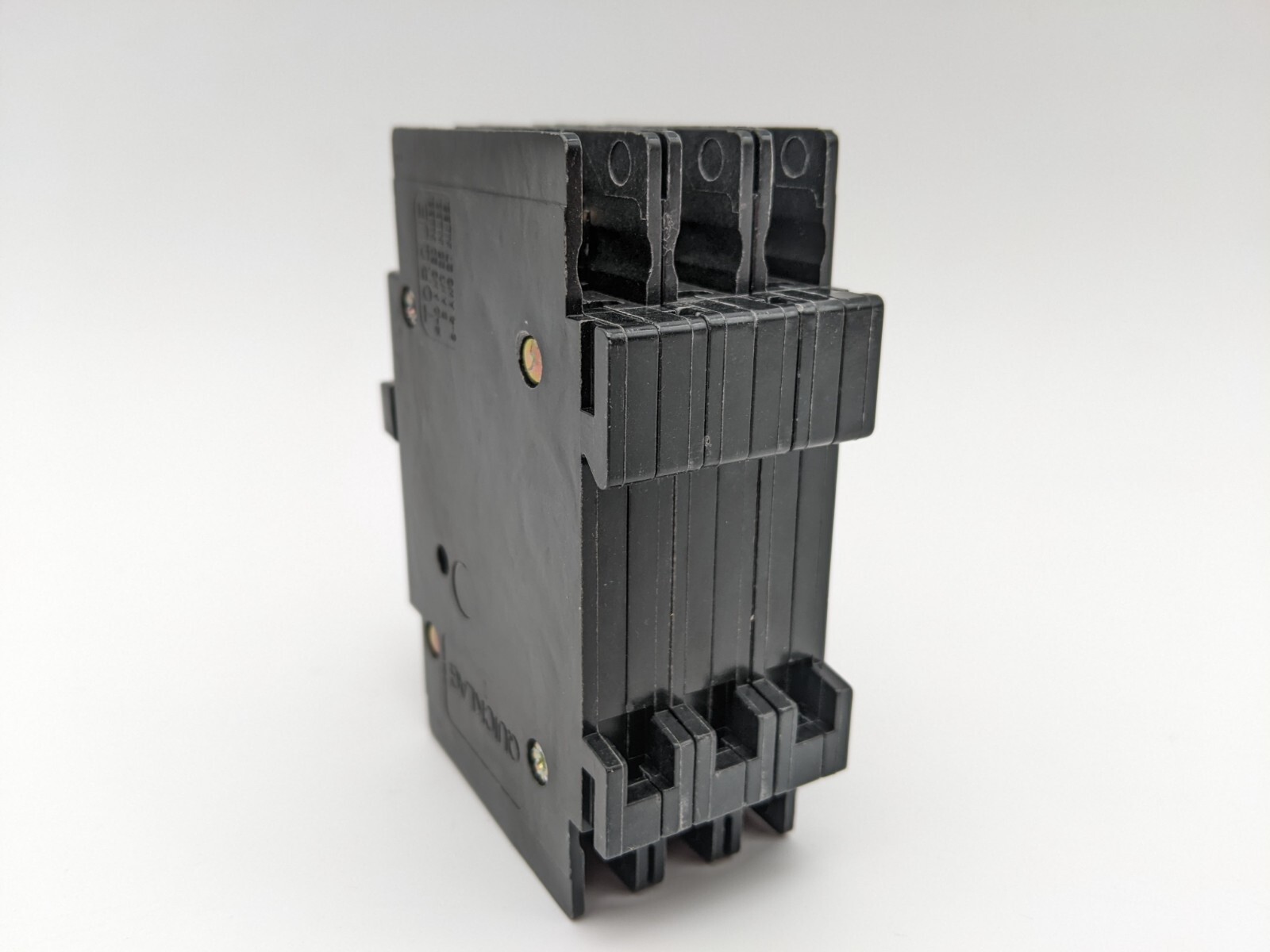 Cutler Hammer QCF3030HT Circuit Breaker 30 Amp 3 Pole 240 VAC DIN Rail Mount NOS