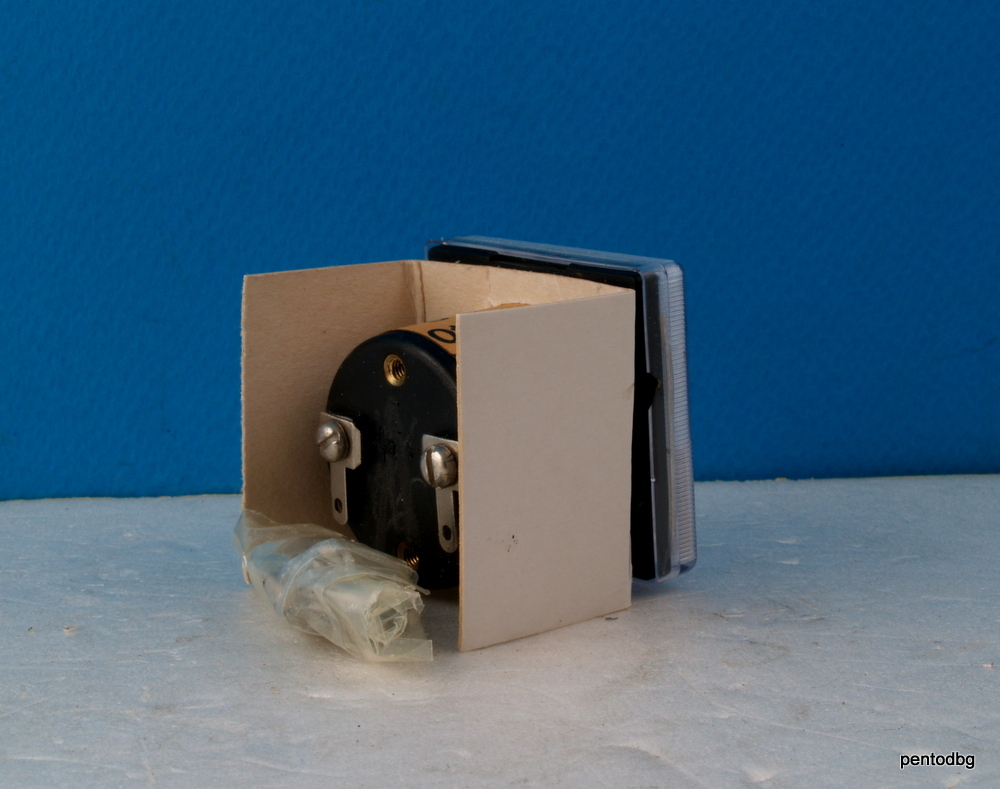 ANALOG PANEL VOLT METER 40×40 mm DC 0-10 2.5 % MP40 BULGARIA NOS RARE