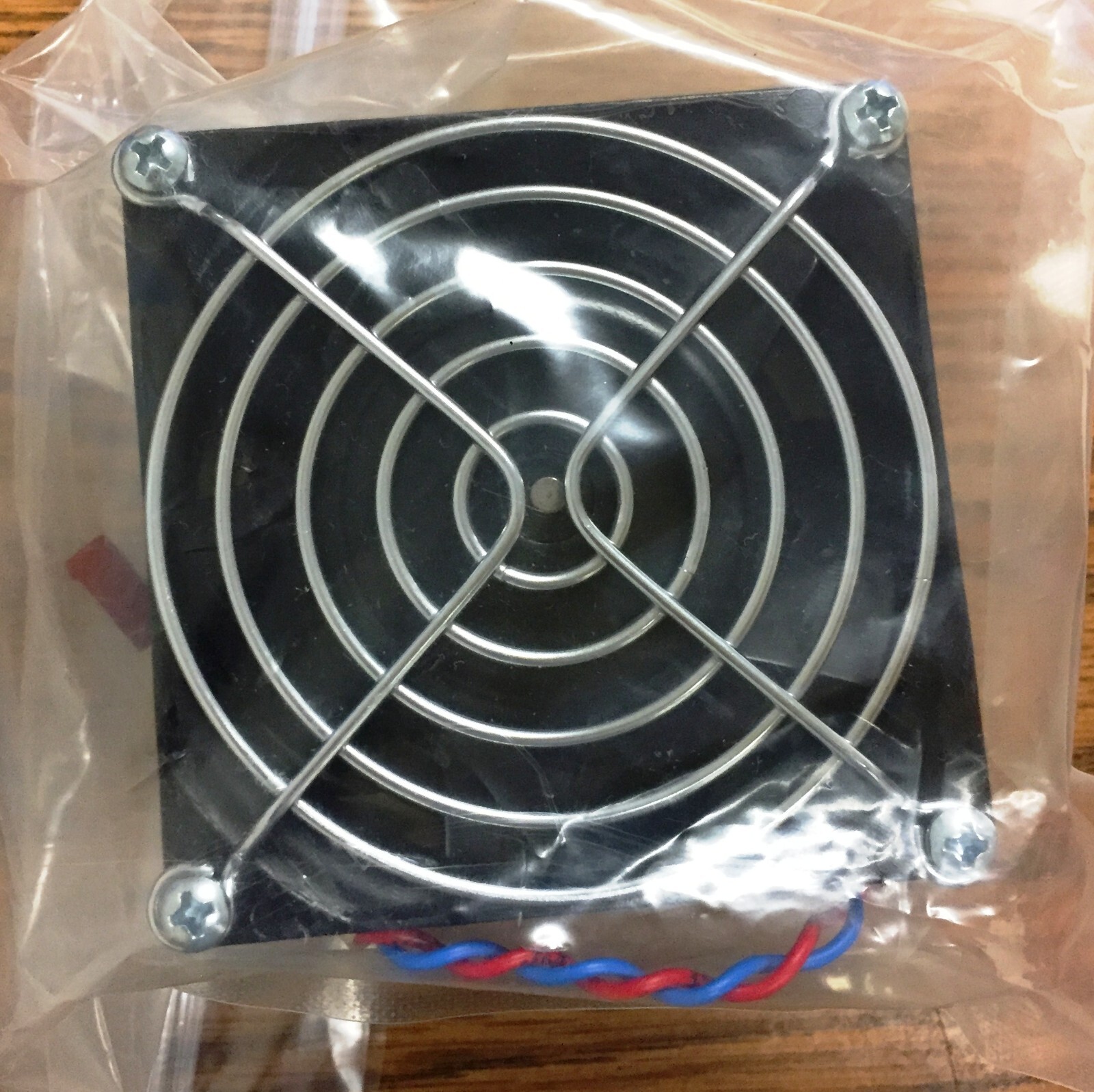 Papst Type 8112-G DC 8V and 16V Fan with Fan Cover on Both Sides