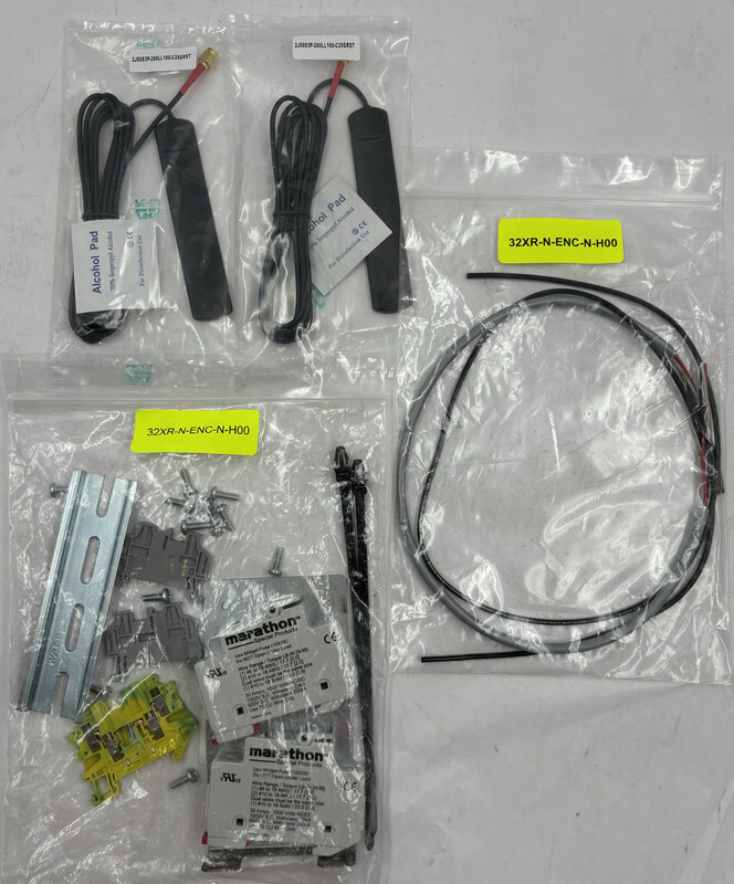 ADVANTECH UNO-2271G V2 & SIEMENS MT0050L & MEAN WELL MDR-40-24 32XR-N-ENC-N-001