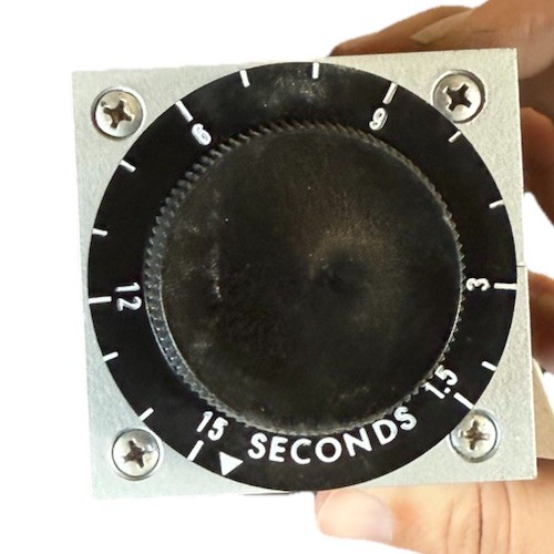 AGASTAT TIME DELAY RELAY 7012BCLL 1.5 To 15 Second
