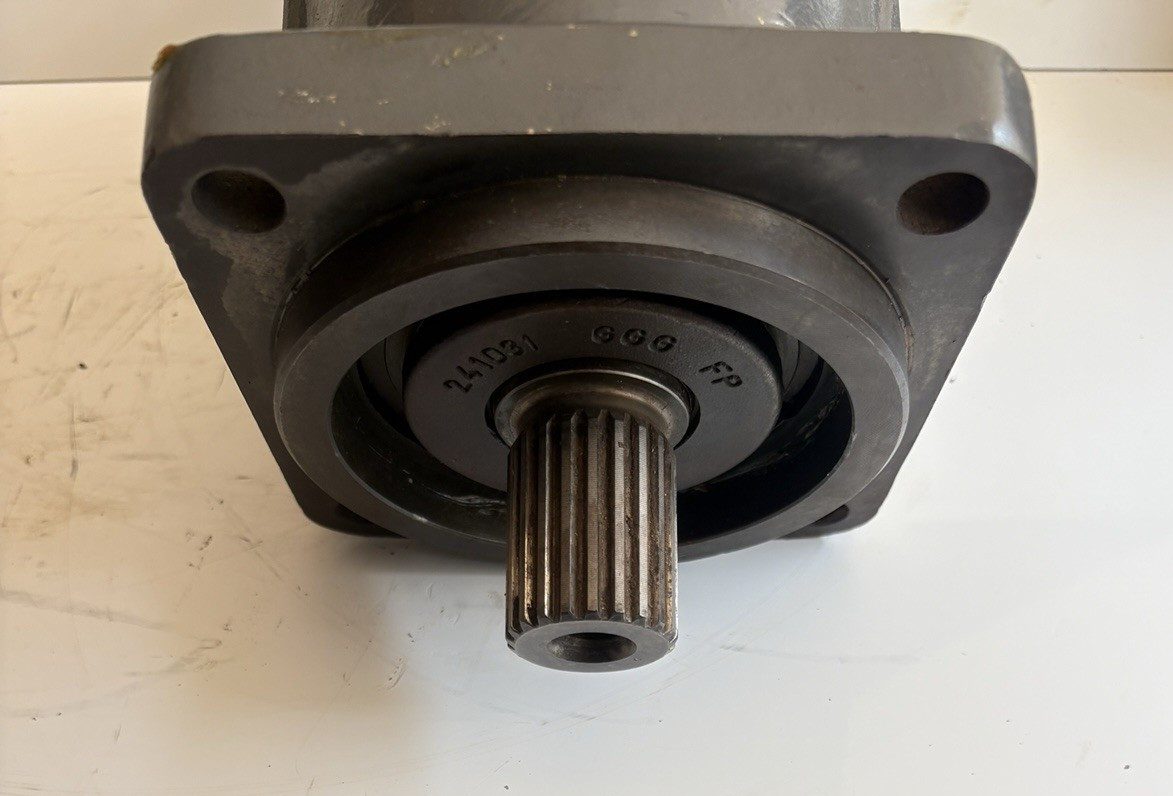 REXROTH AA2FM63/61W-VTDXX7-S HYDRAULIC MOTOR