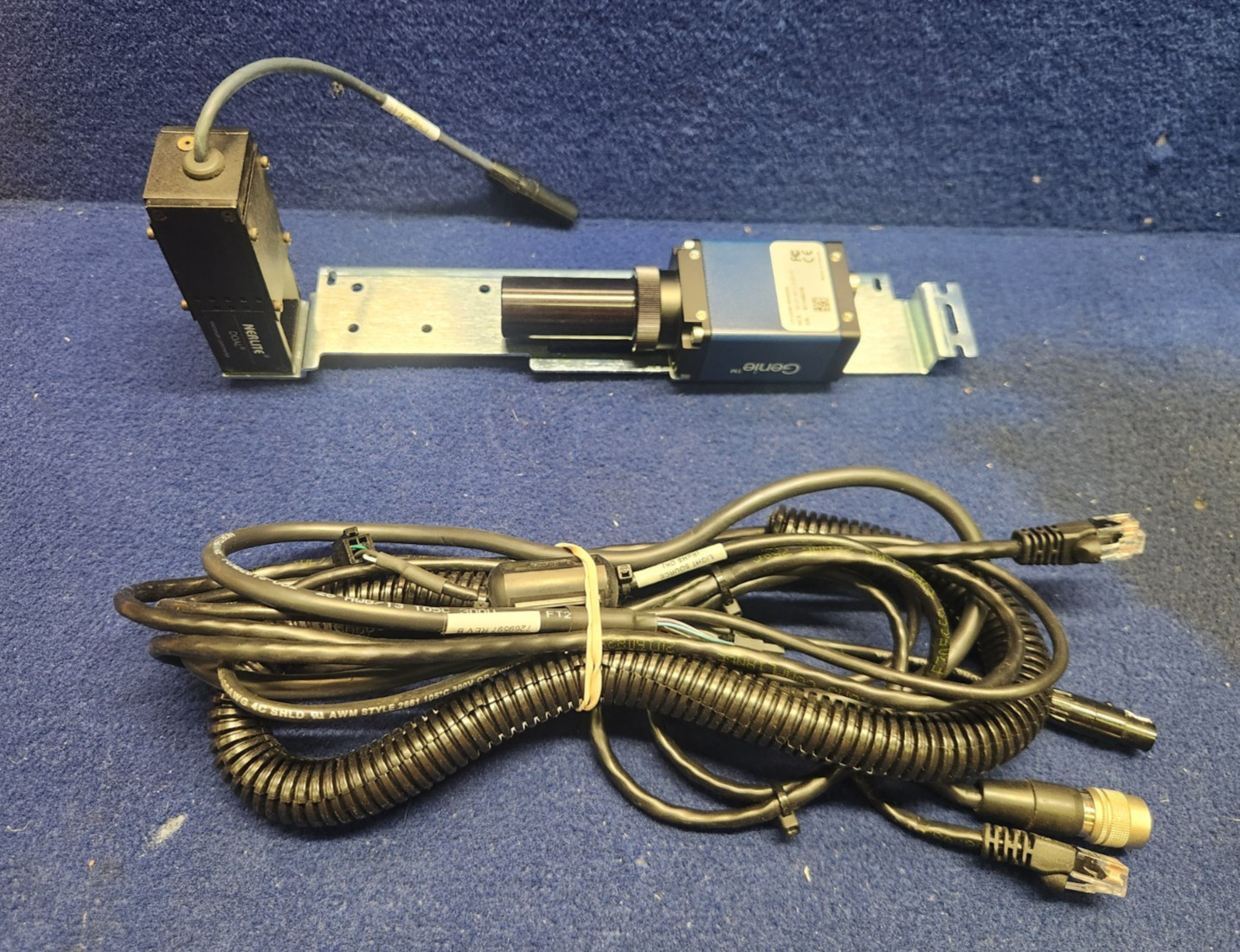 TELEDYNE Dalsa Genie CR-GEN0-M6400R3 Industrial CCD Camera w/ Cables, Microscan