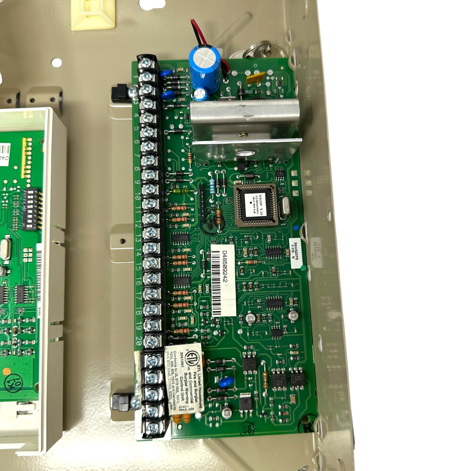 Honeywell Ademco VISTA-20P Control Panel with 4219 Zone Expander Module