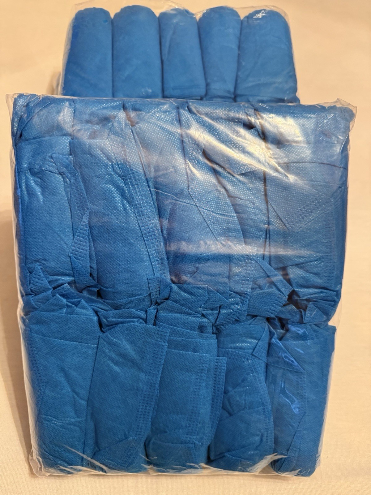 Blue Non-Woven Disposable Shoe Covers 241242 for Lab Dental Emergency