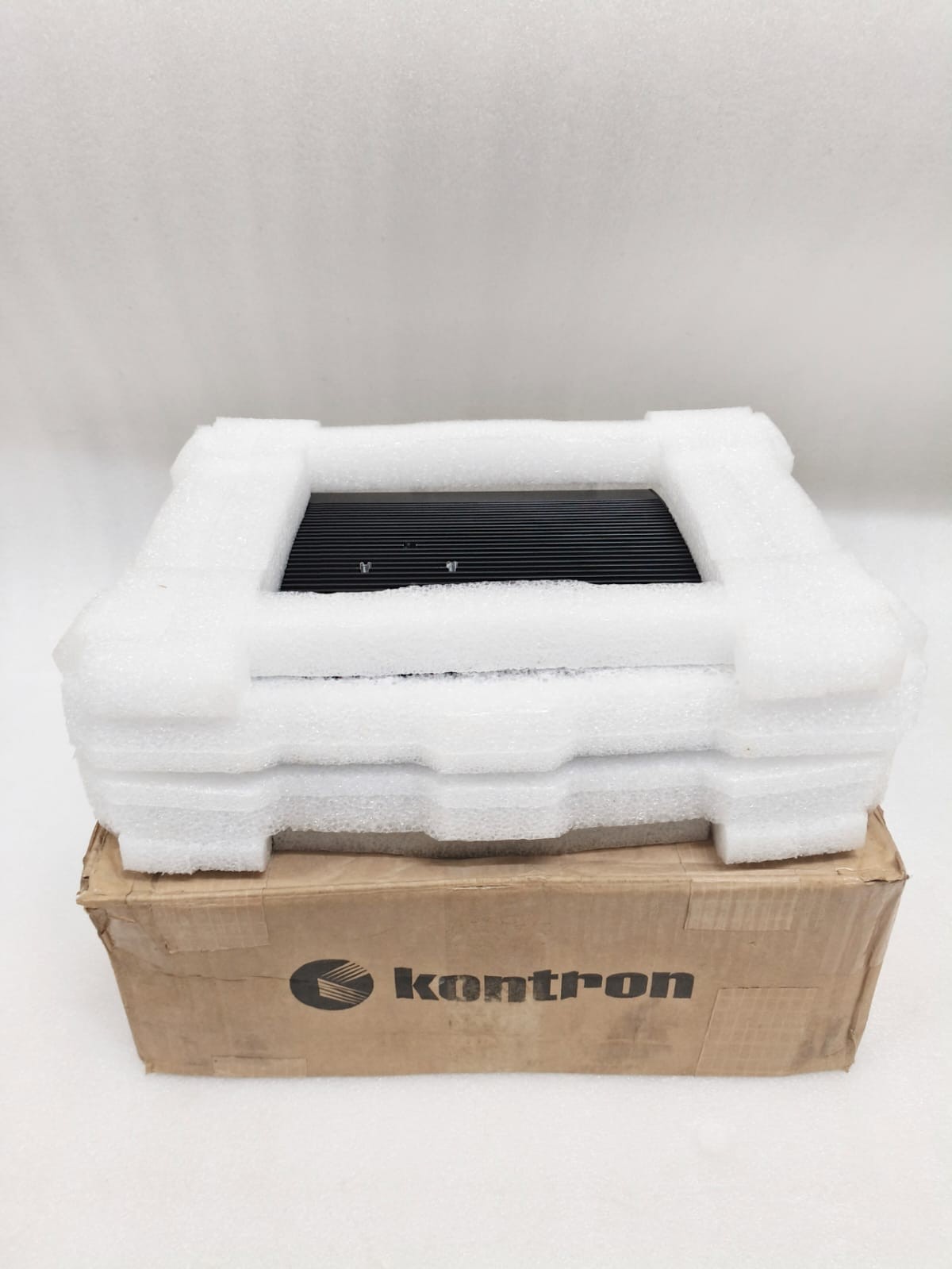 Kontron TRACE-154-IV-POC Industrial Router Gateway WWAN WiFi Fanless 1062-6627