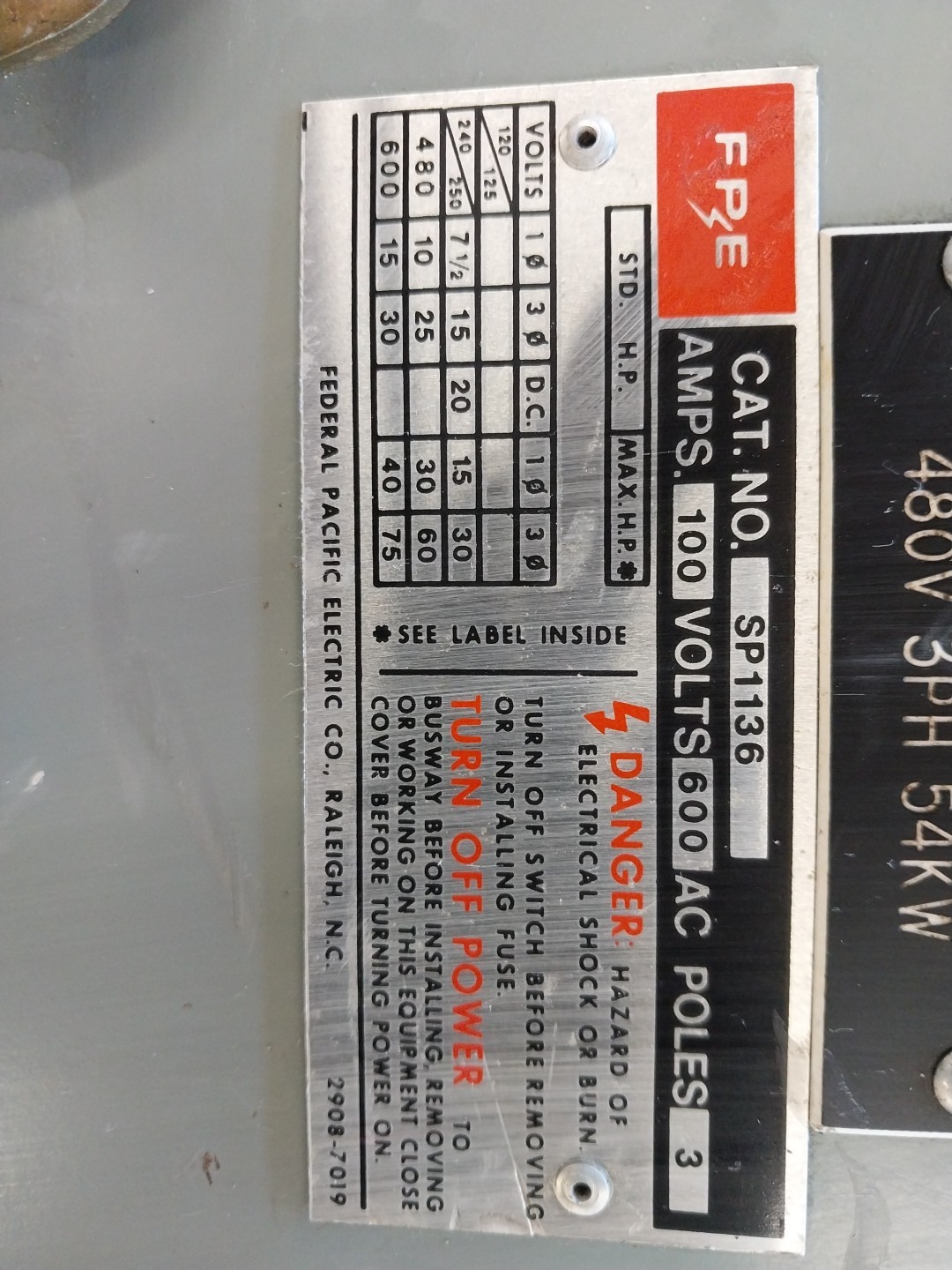 Federal Pacific Electric No Sp1136 100 Amps 600 Volts 3 Poles Fusible Switch