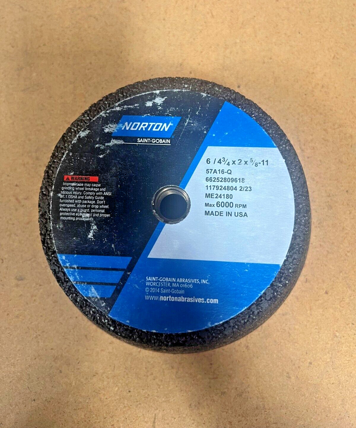 NORTON 66252809618 6 x 4-3/4 x 2 x 5/8-11 Gemini 57A16-Q Type 11 Flaring Cup