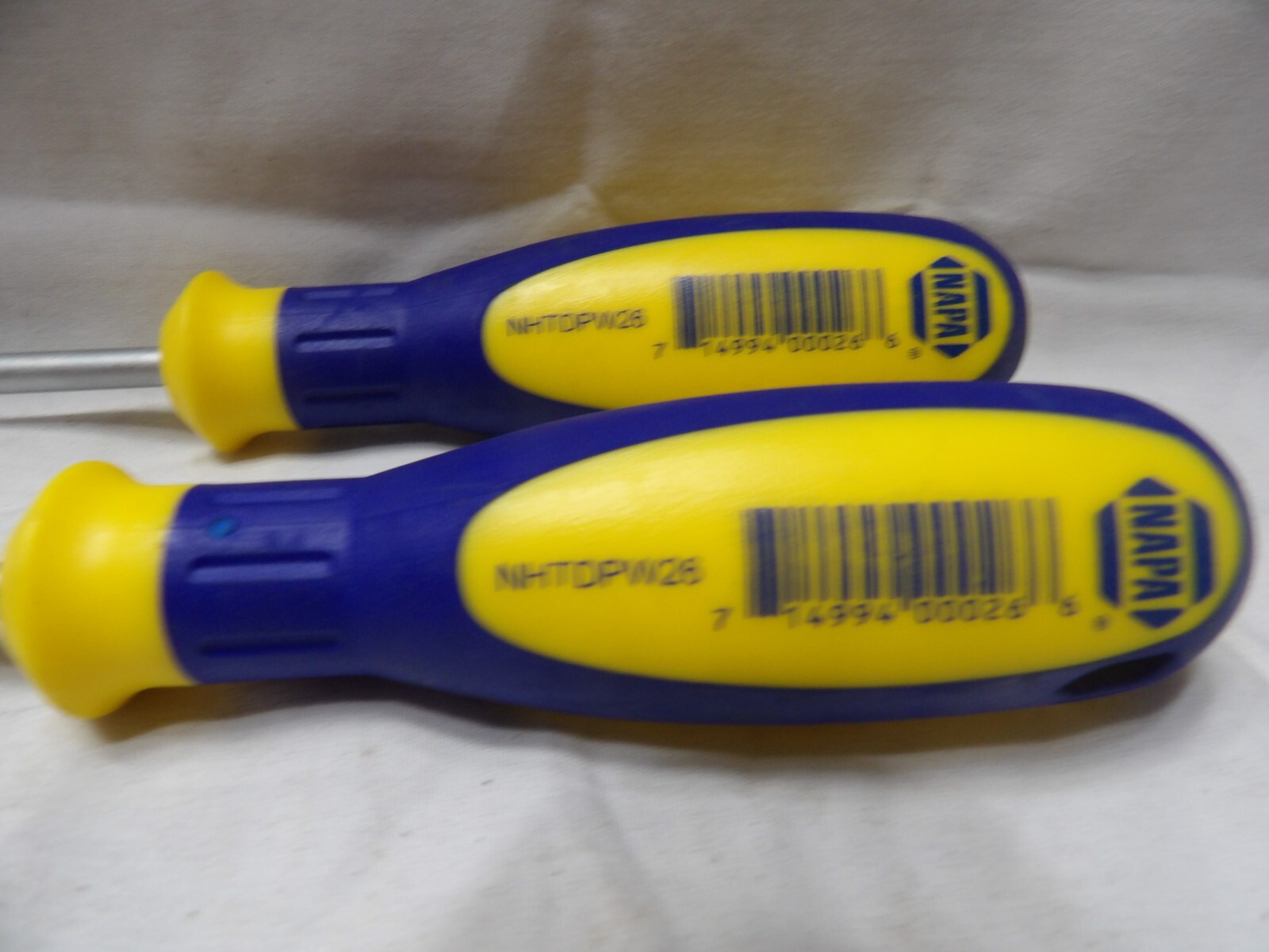 Two Napa #2 X 6″ Phillips Screwdrivers NHTDPW26 – Made in Germany